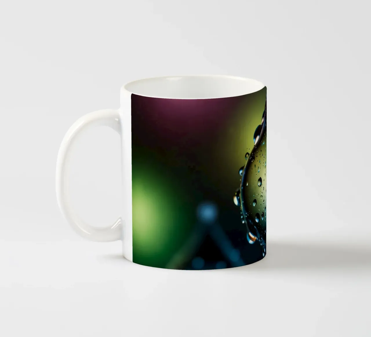 Gocce d'acqua colorate sospese nell'aria tazza in ceramica da DesignDoodle