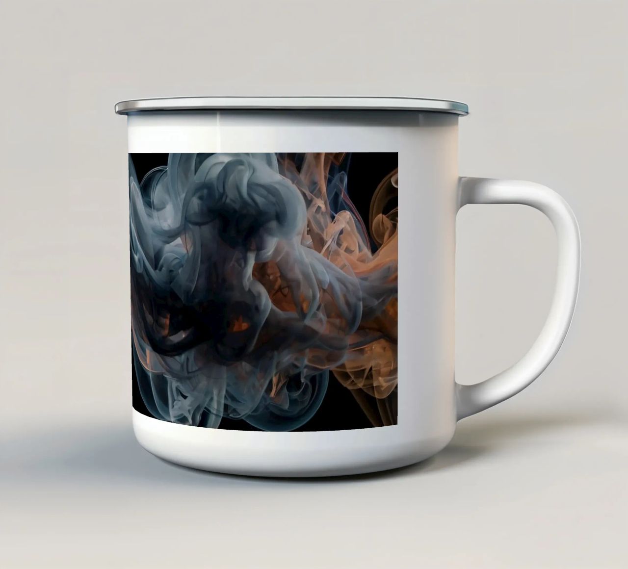 Vortice dinamico di fumo colorato su uno sfondo scuro tazza in smalto da DesignDoodle