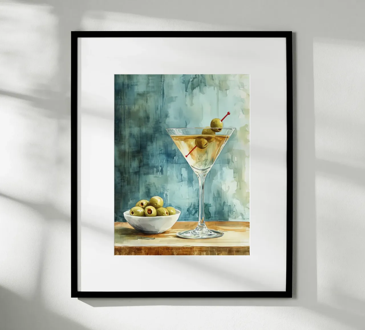 Klassischer Martini mit Oliven Poster von Spice & Style