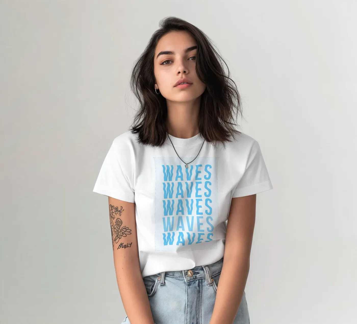 Waves Typography t-shirt da Attaboy Dsgn