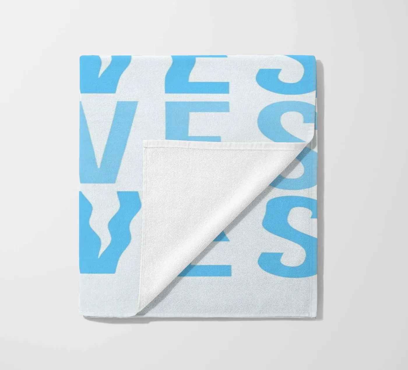 Waves Typography telo mare da Attaboy Dsgn