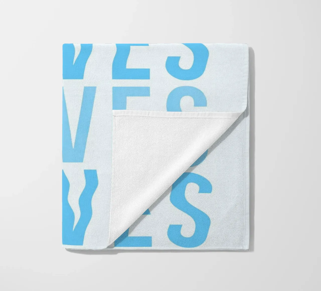 Waves Typography telo mare da Attaboy Dsgn