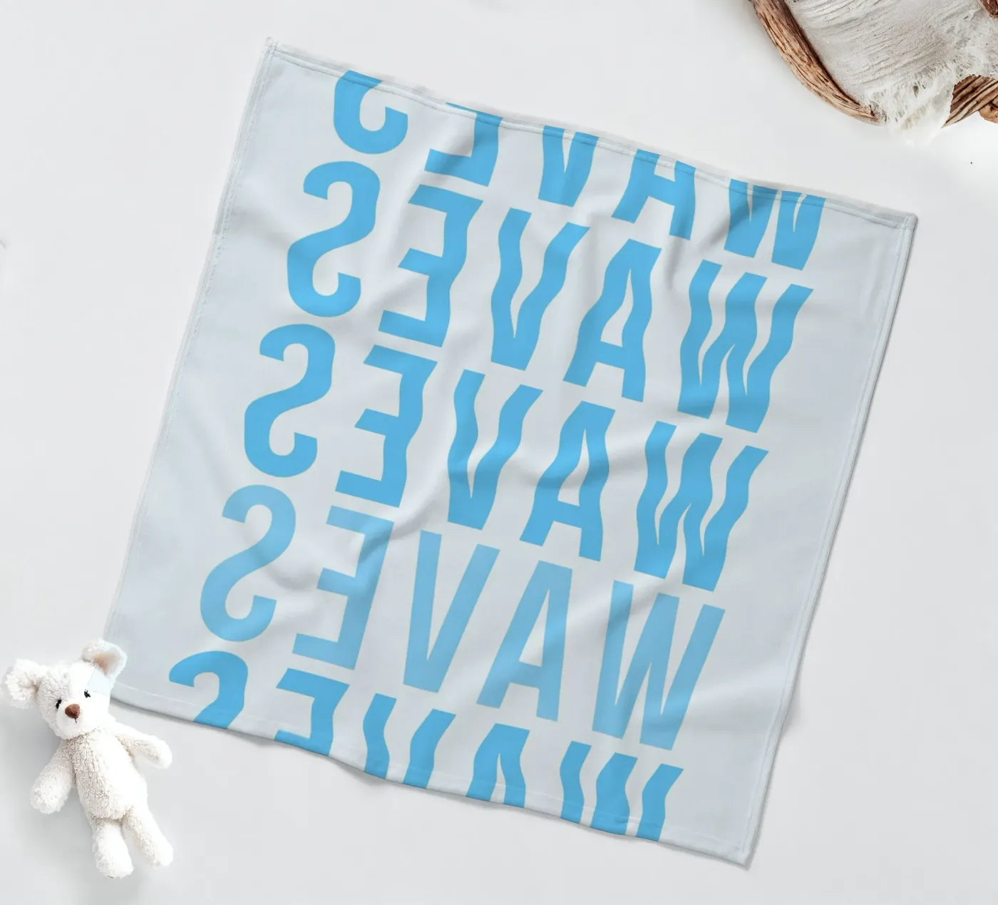Waves Typography Fleecedecke von Attaboy Dsgn