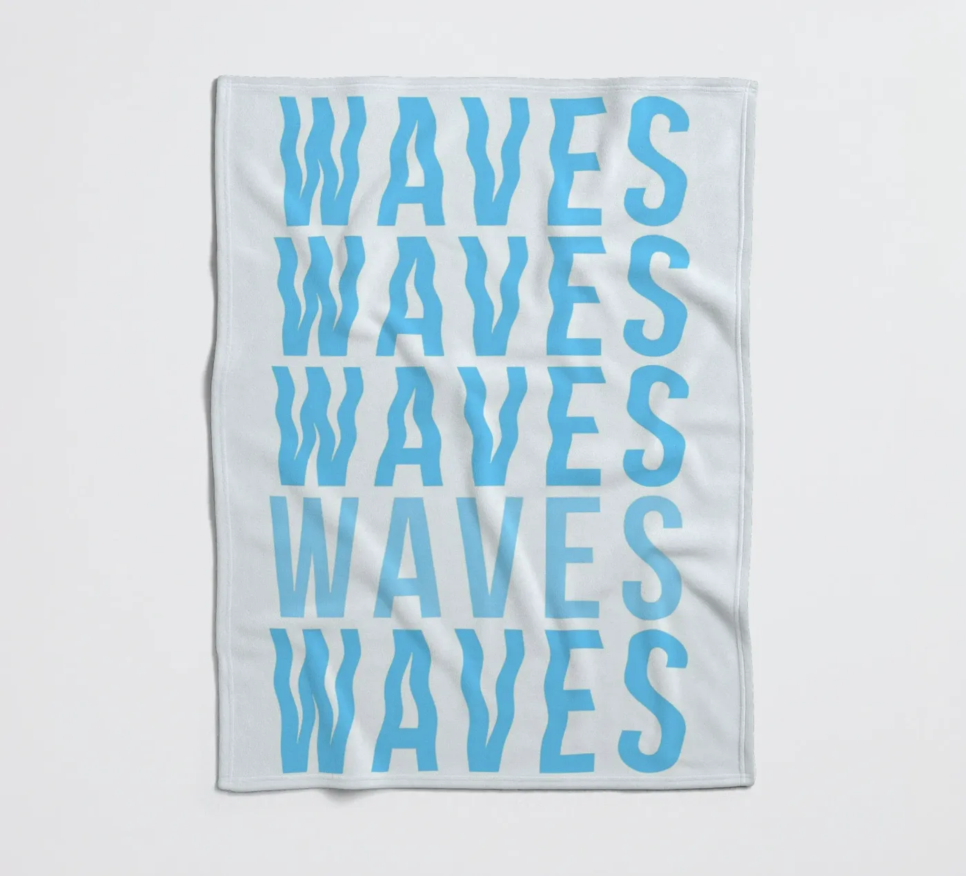 Waves Typography Fleecedecke von Attaboy Dsgn