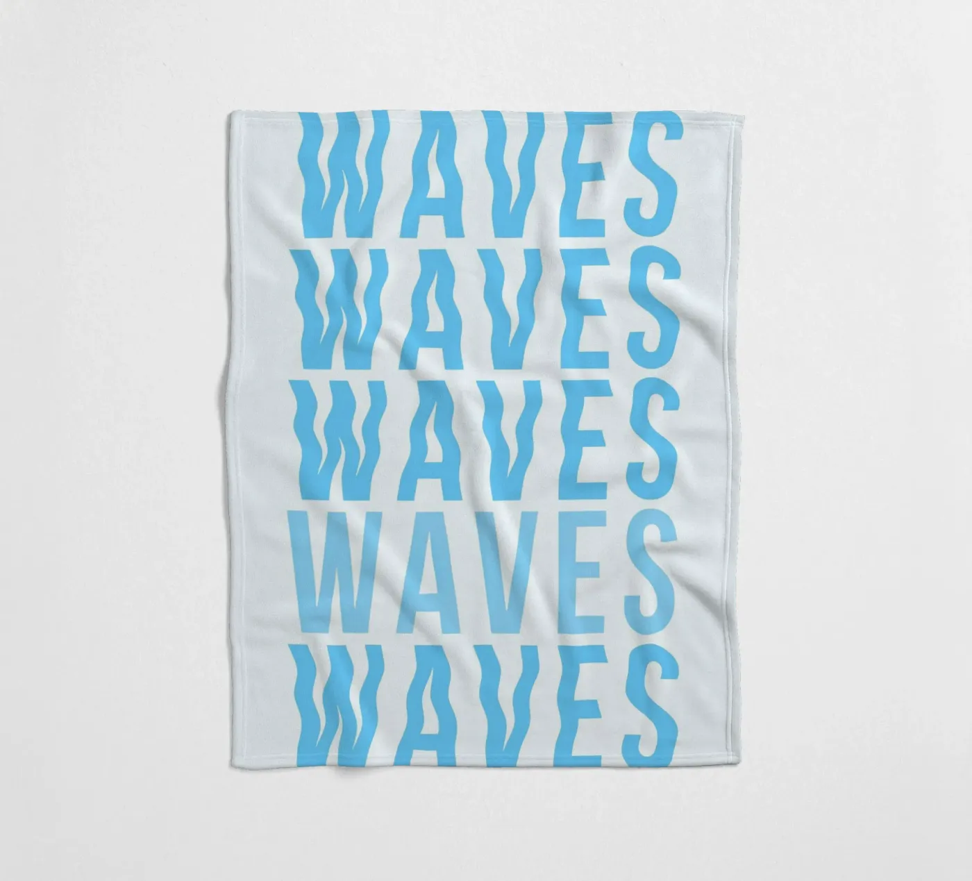 Waves Typography Fleecedecke von Attaboy Dsgn