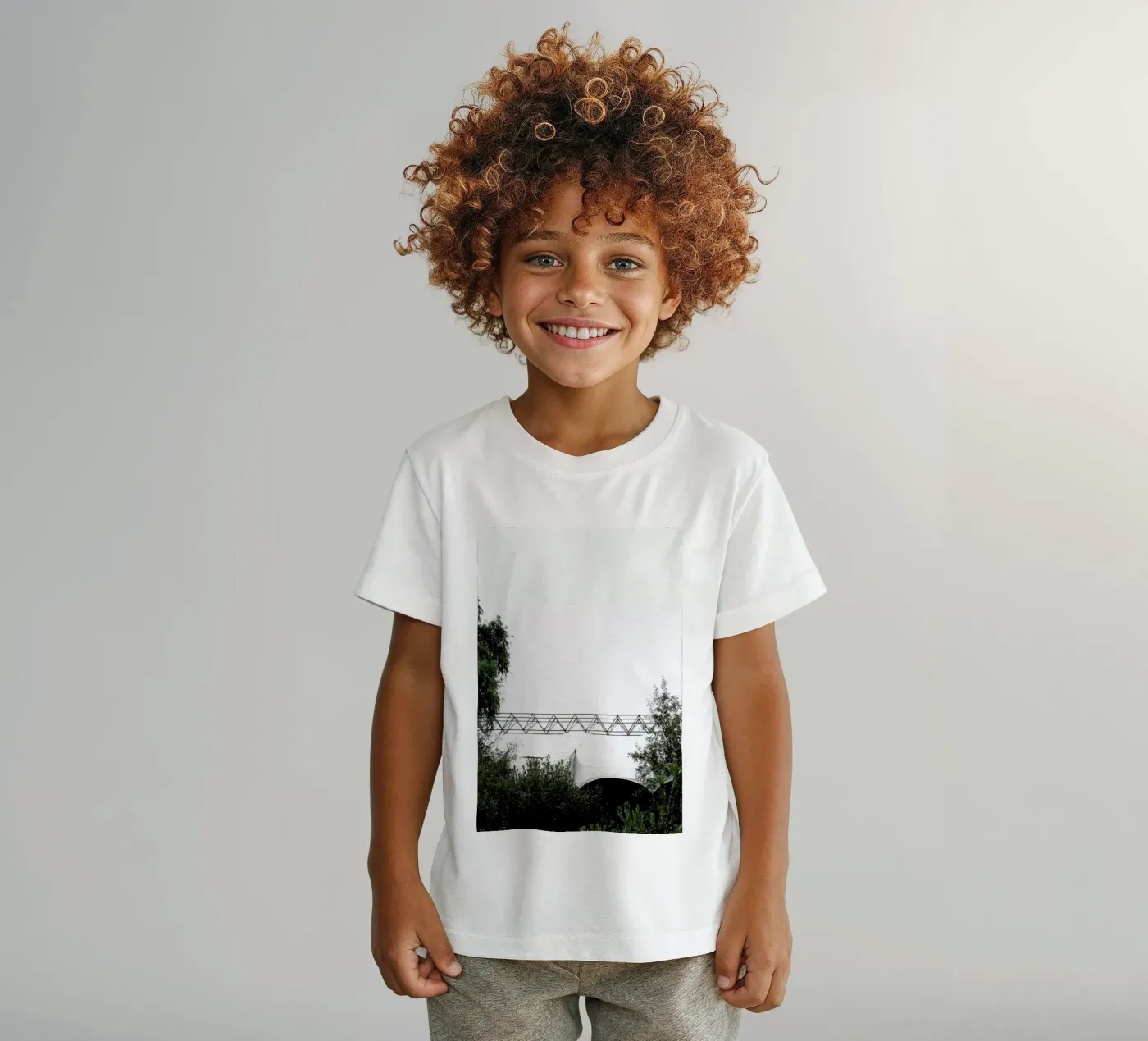 Clear and Present kinder t-shirt van Ballack Art House