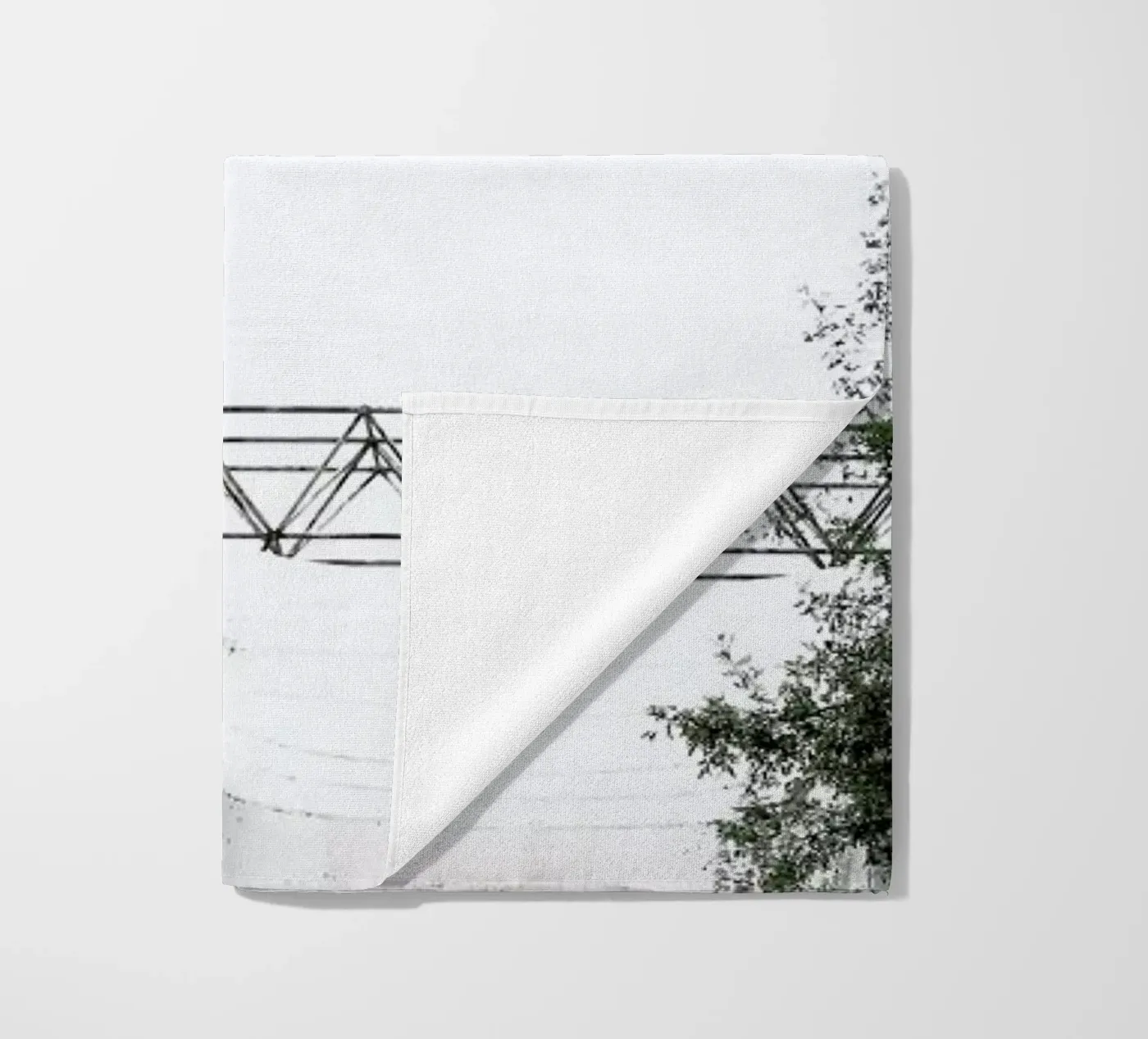 Clear and Present telo mare da Ballack Art House