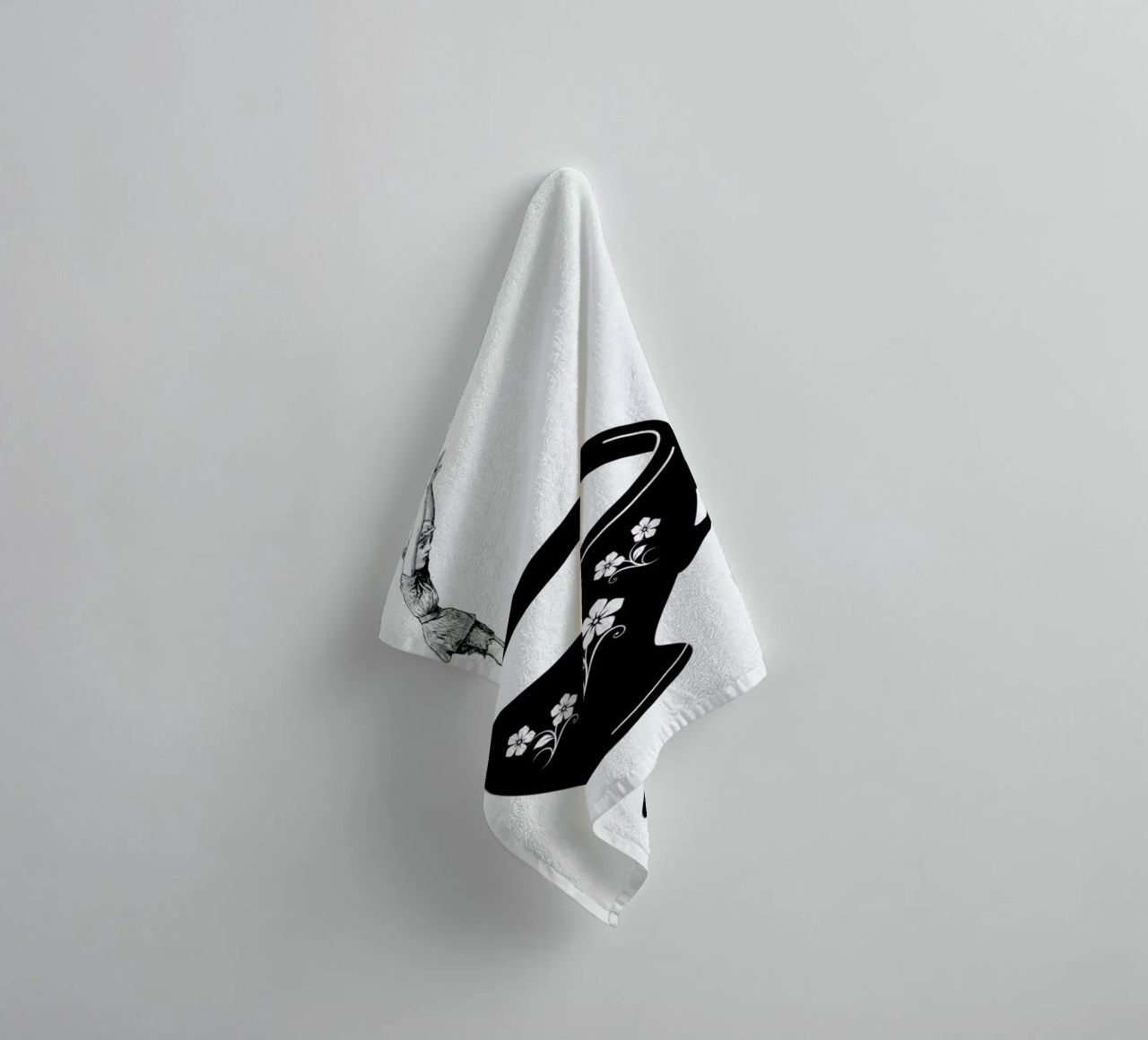 Kopfsprung in Teetasse towel by Amy & Kurt