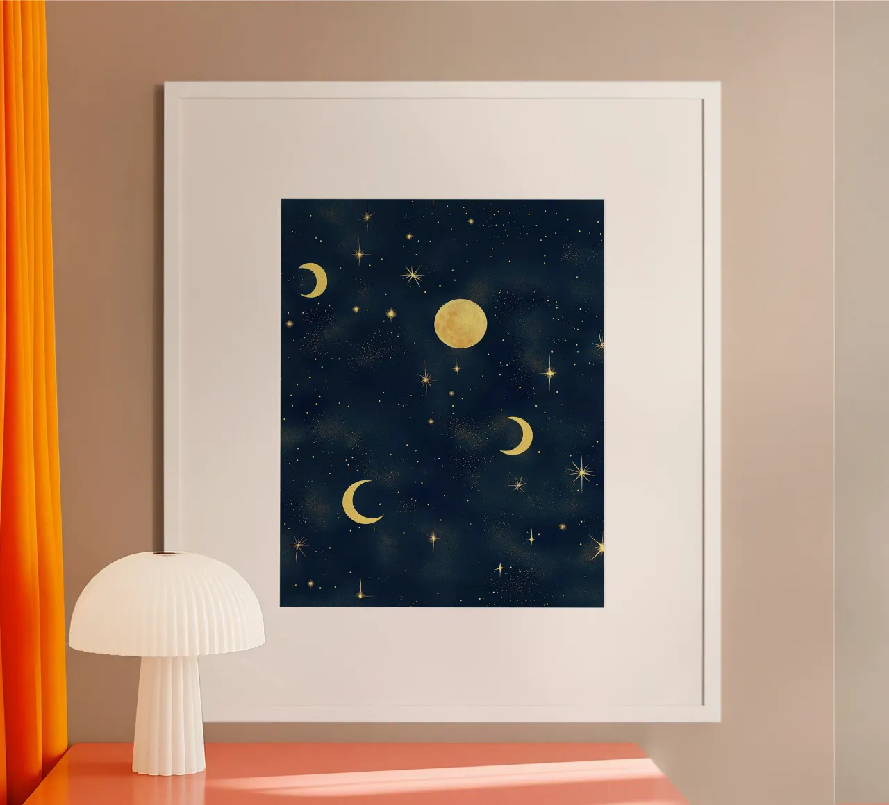 Pleine lune d'or Étoile Nouvelle lune Univers Cosmique Céleste Art poster avec cadre en plastique de Gentle Echoes Art