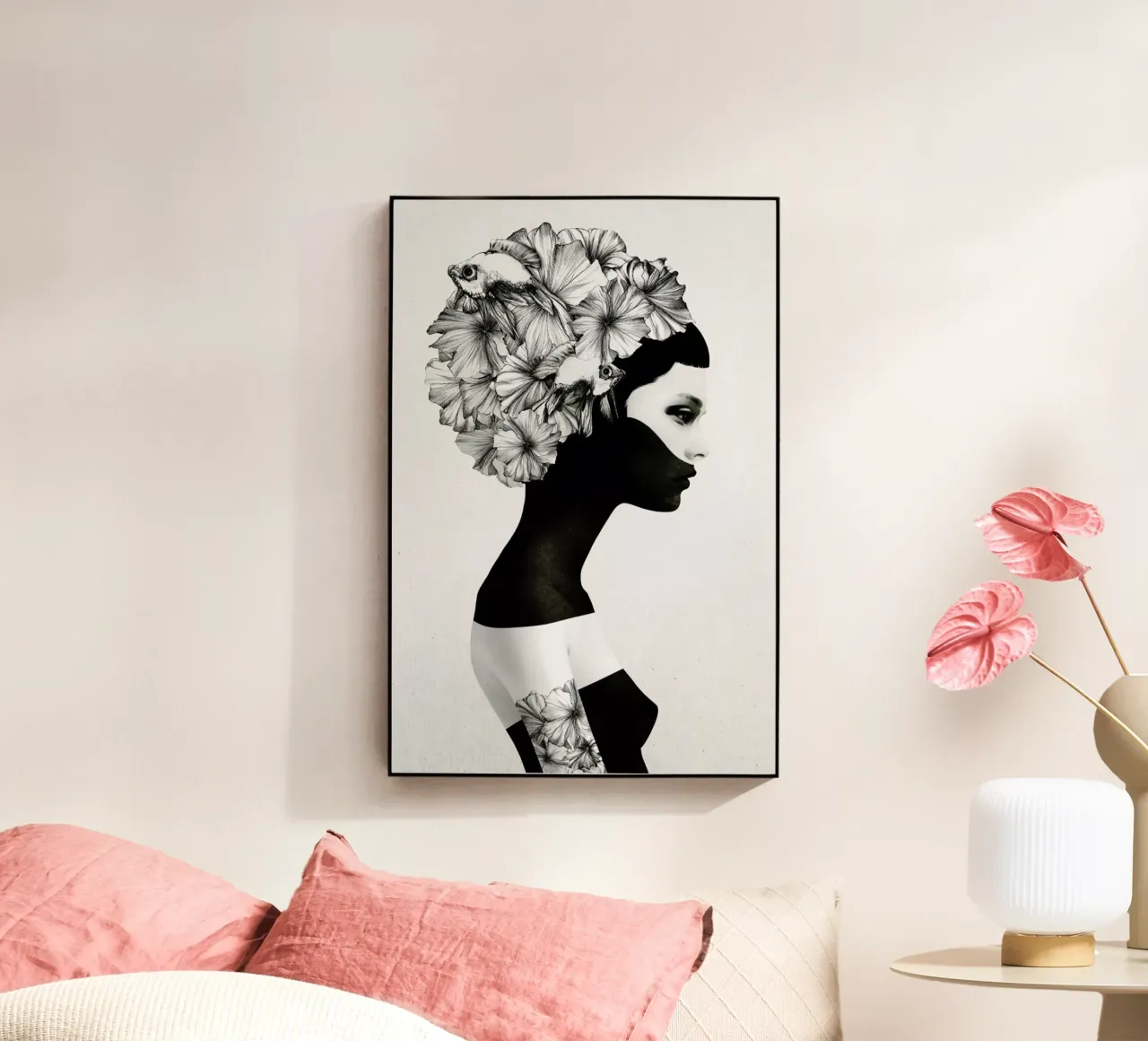 Marianna plexiglass da Ruben Ireland