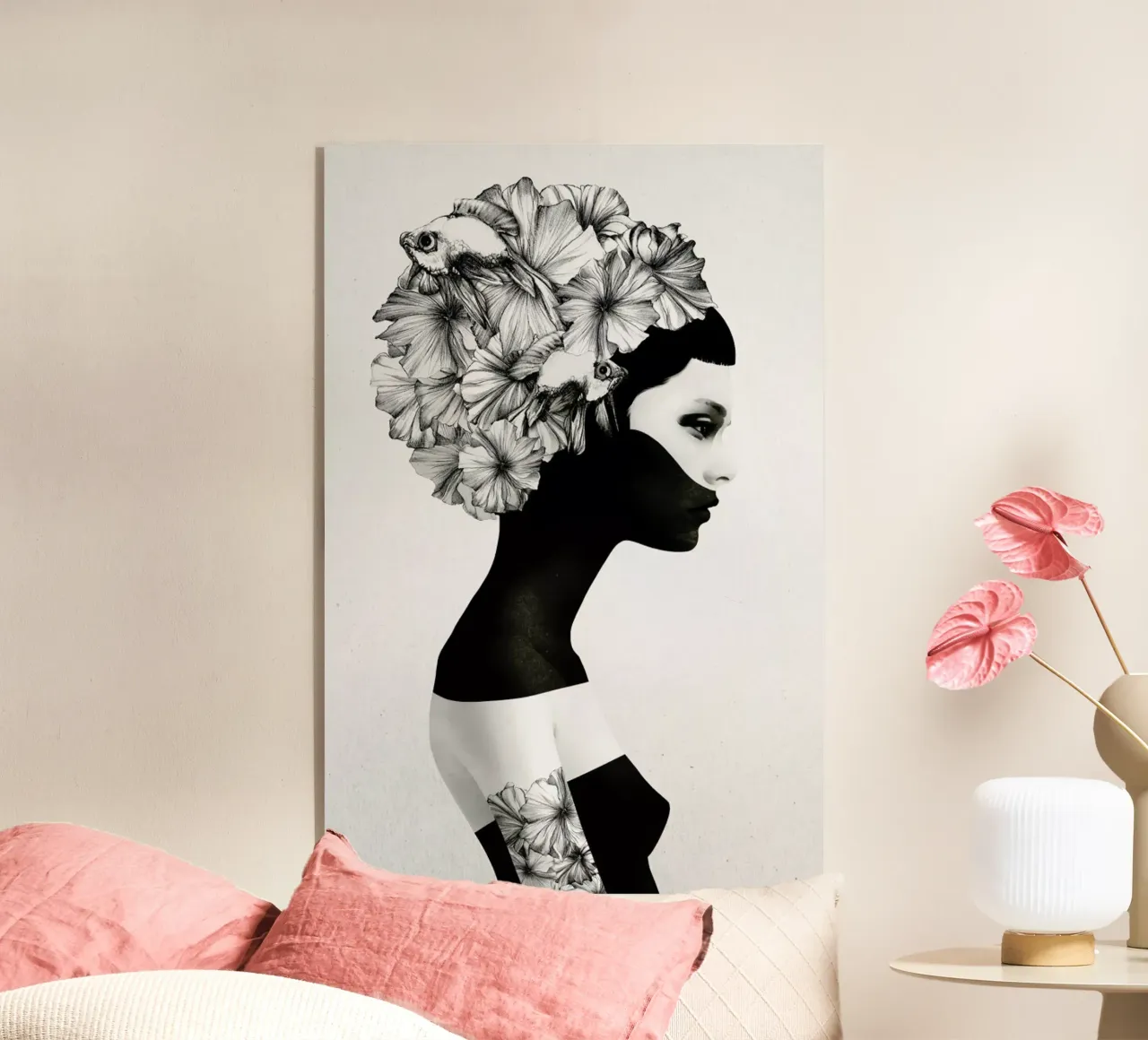 Marianna plexiglass da Ruben Ireland