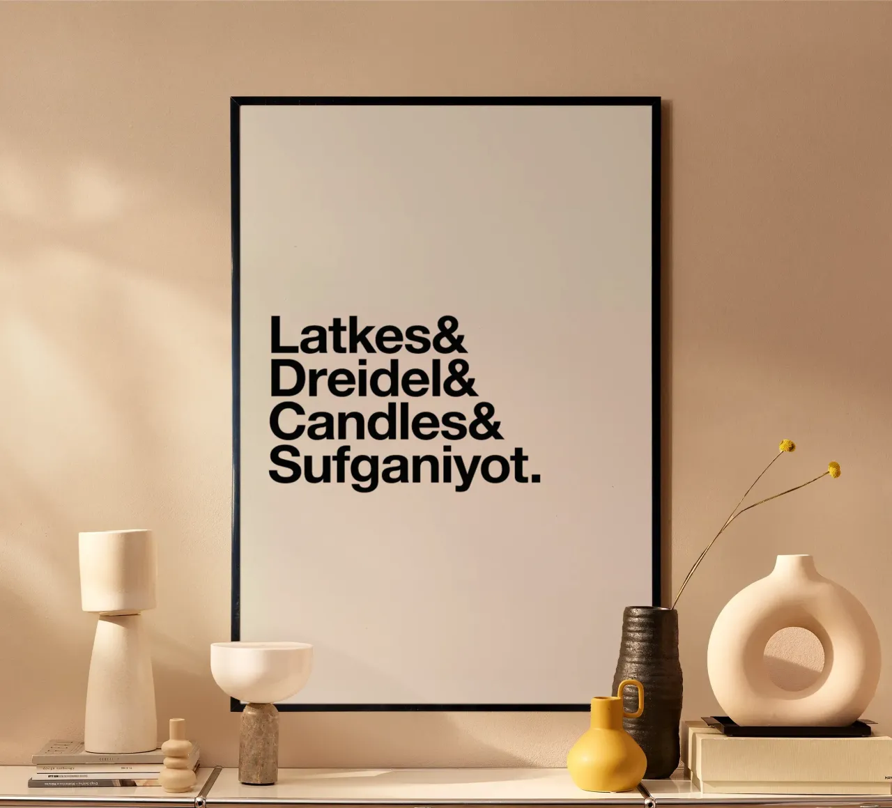 Latkes & Sufganiyot poster con telaio in legno da Studio One