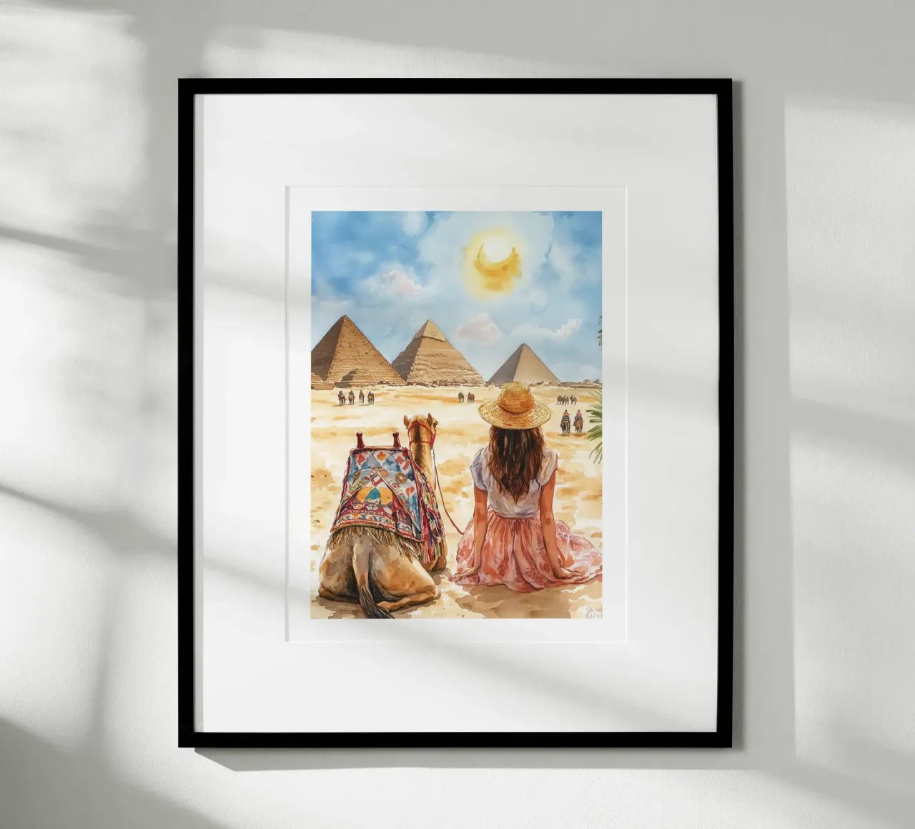 Contemplare le piramidi poster con telaio in plastica da Shores & Skies