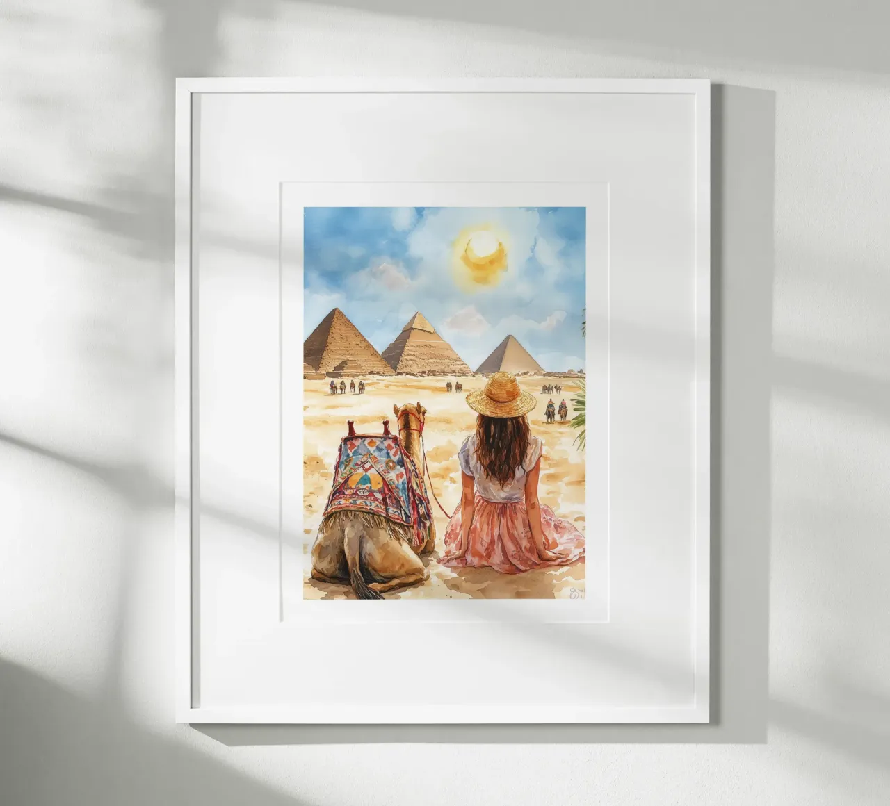 Contemplare le piramidi poster con telaio in plastica da Shores & Skies