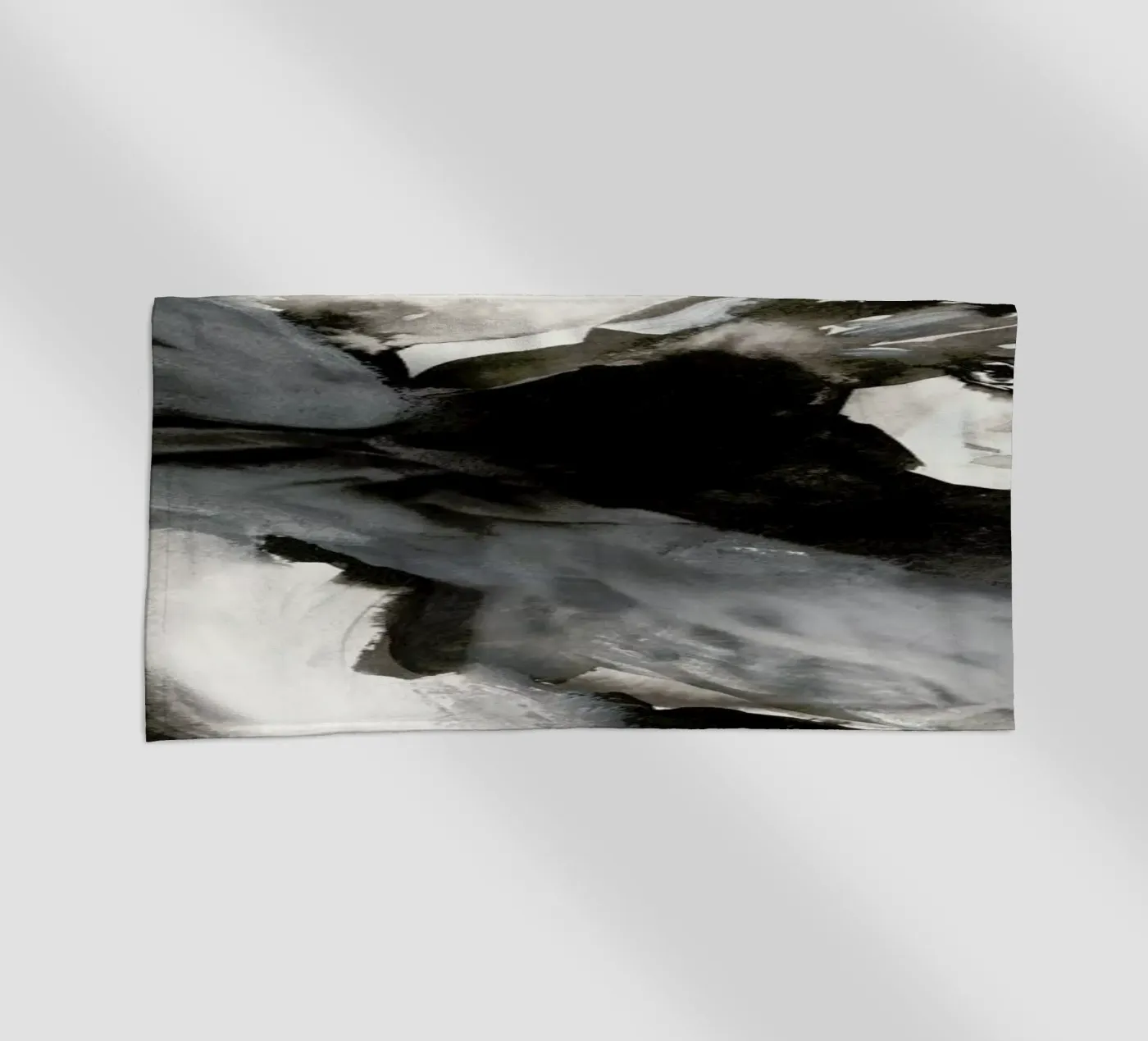 Self-Effacing Fox telo mare da Victoria Verbaan