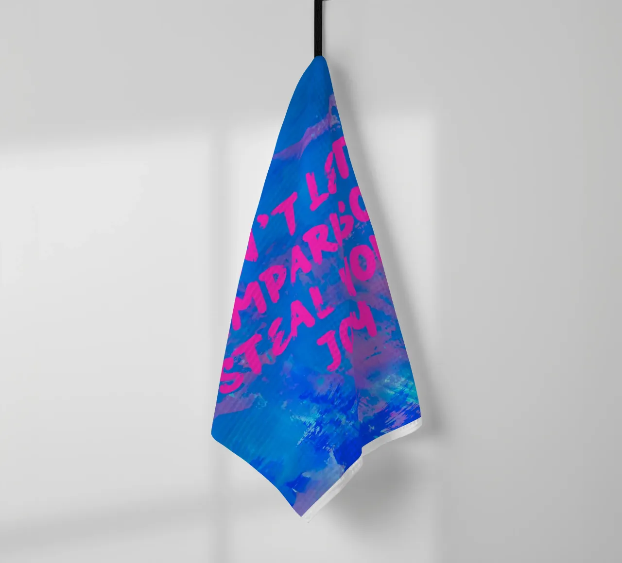 'Don't Let Comparison Steal Your Joy' Colorful Abstract torchon de FABOArt