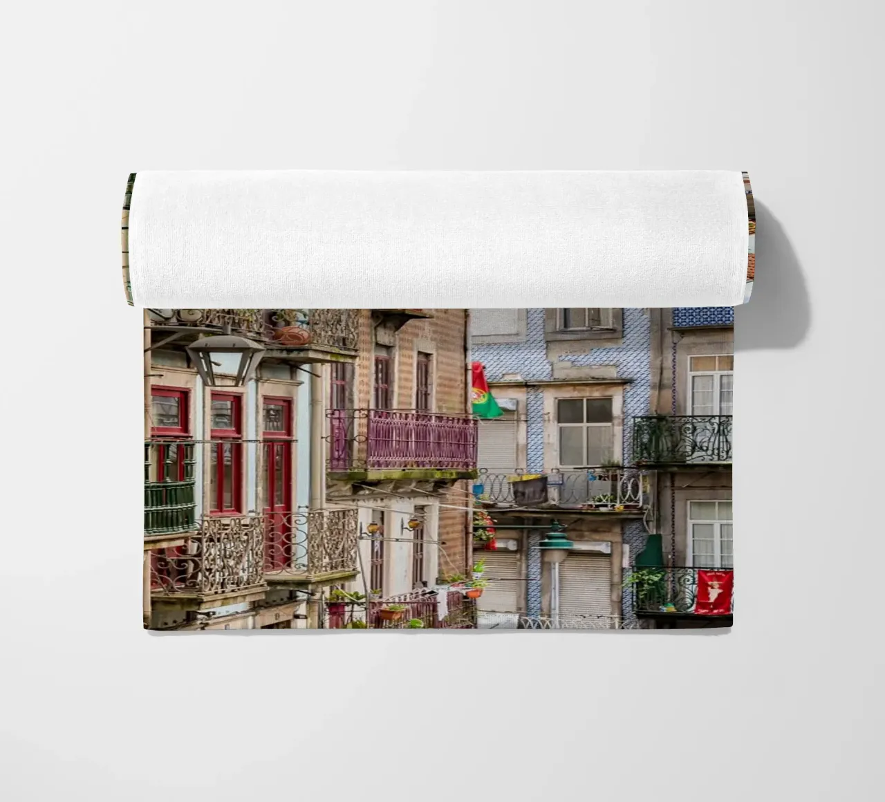 Case tipiche di Porto, Portogallo telo mare da Carinaprint