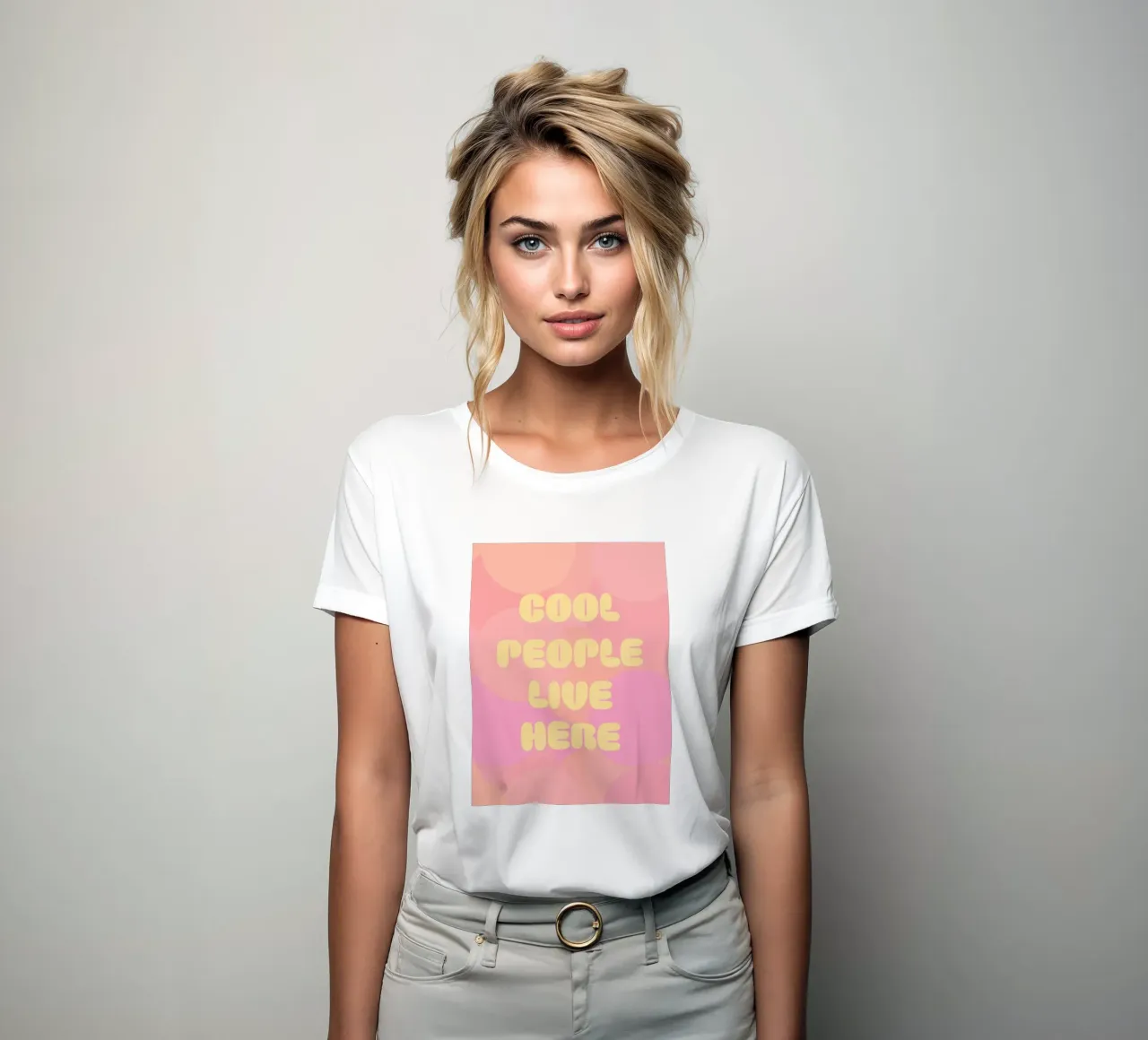 Qui vive gente in gamba, rosa t-shirt da donna da Carinaprint