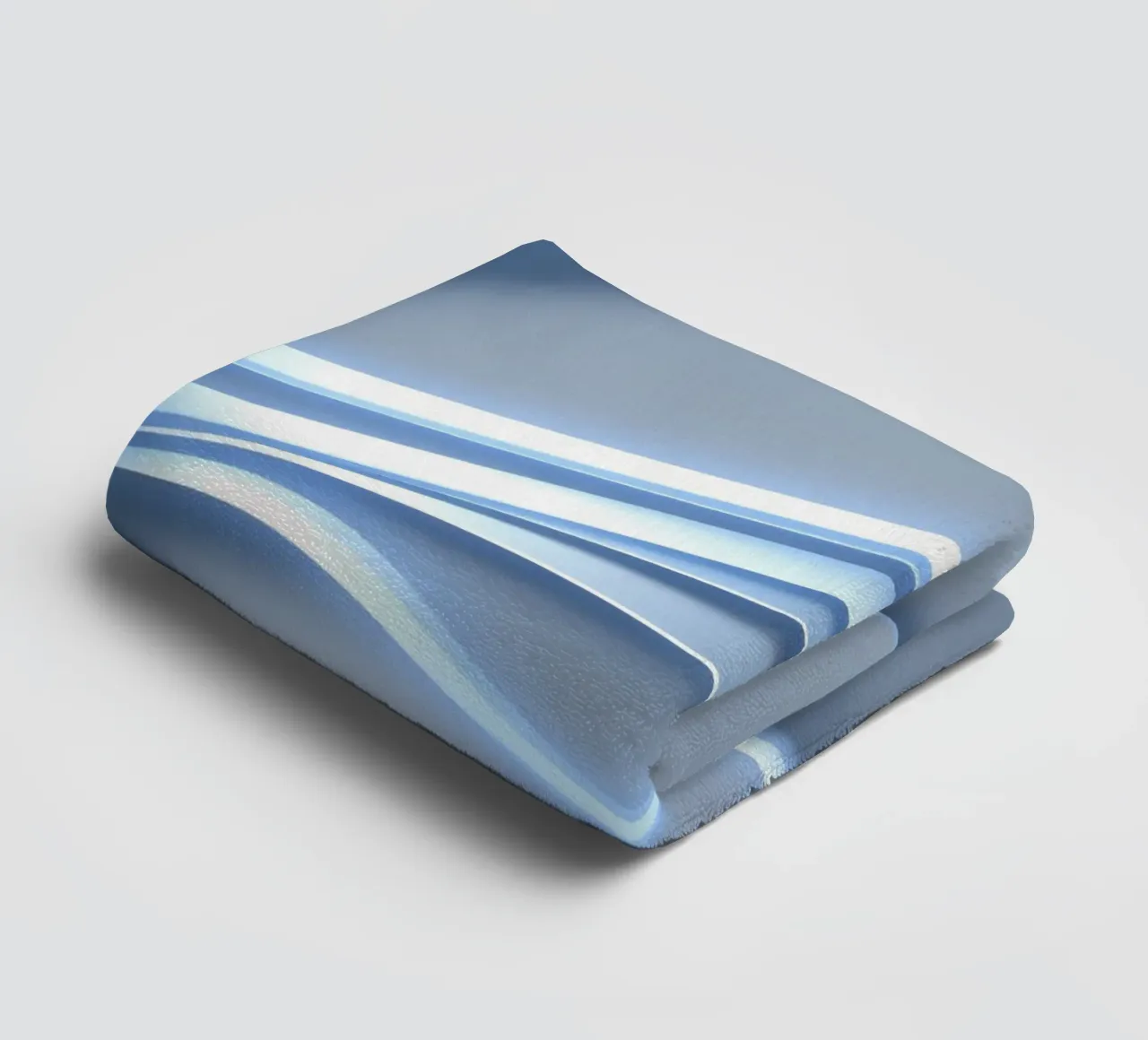 Abstraktes, blaues, kreisförmiges Design mit fließenden Linien Handtuch von DesignDoodle