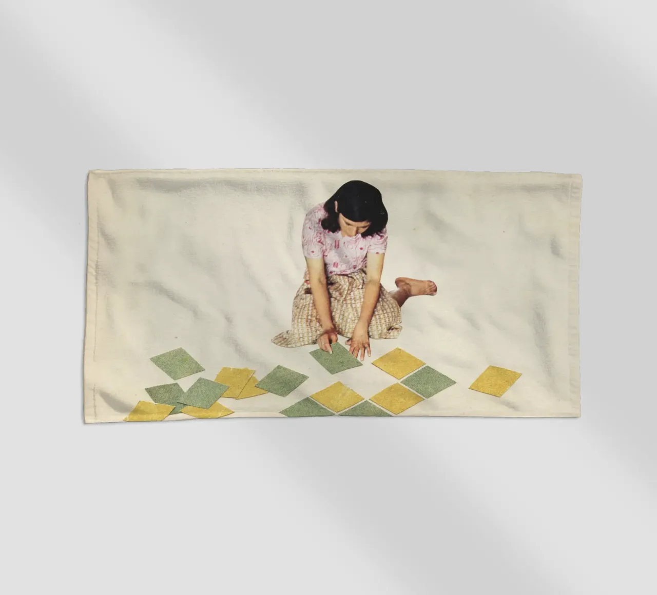 Work in Progress Strandtuch von Cassia Beck Collage