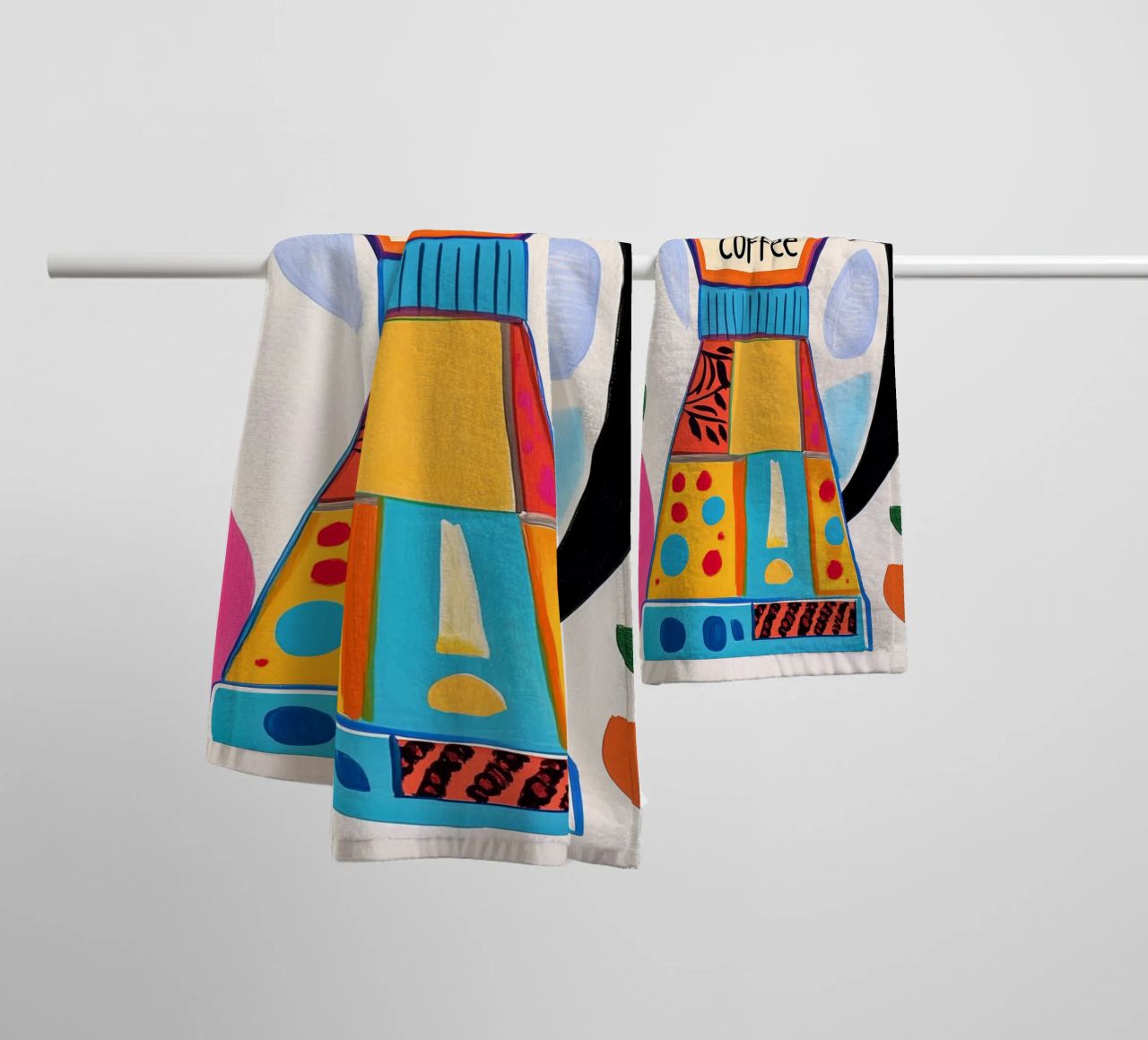 Bunte Espresso Liebe towel by Carinaprint