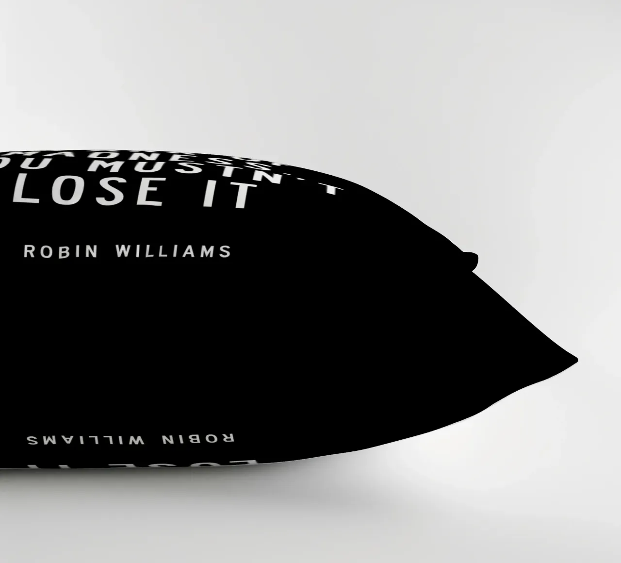 Il ne vous est donné qu'une petite étincelle de folie Typographie coussin de THE MOTIVATED TYPE