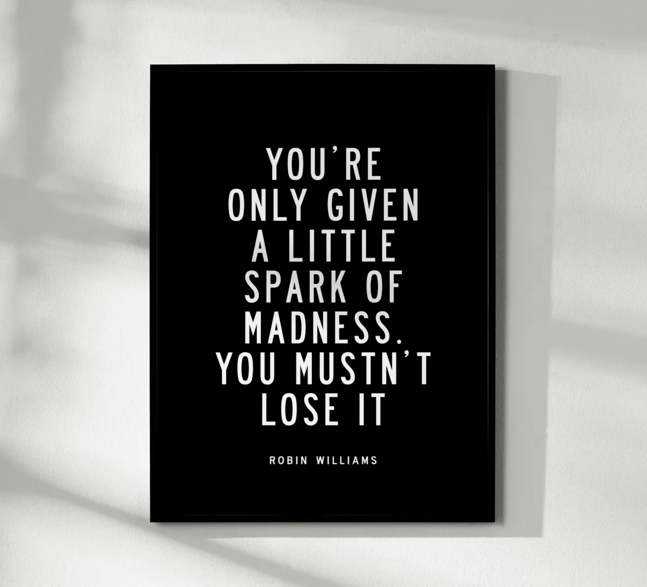 Il ne vous est donné qu'une petite étincelle de folie Typographie hahnemühle de THE MOTIVATED TYPE
