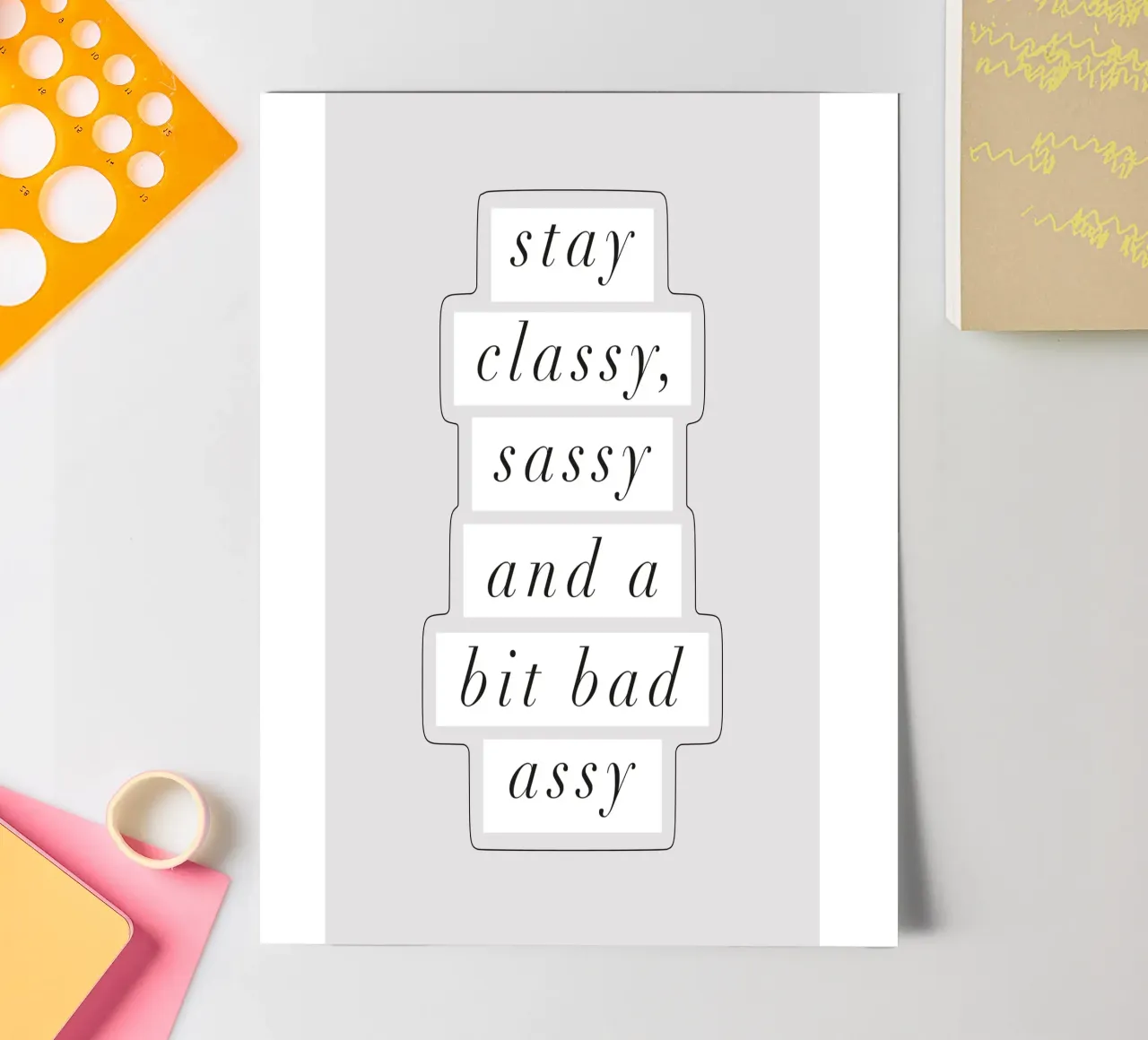 Tipografia monocromatica di classe, elegante e un po' cattiva foglio adesivo da THE MOTIVATED TYPE