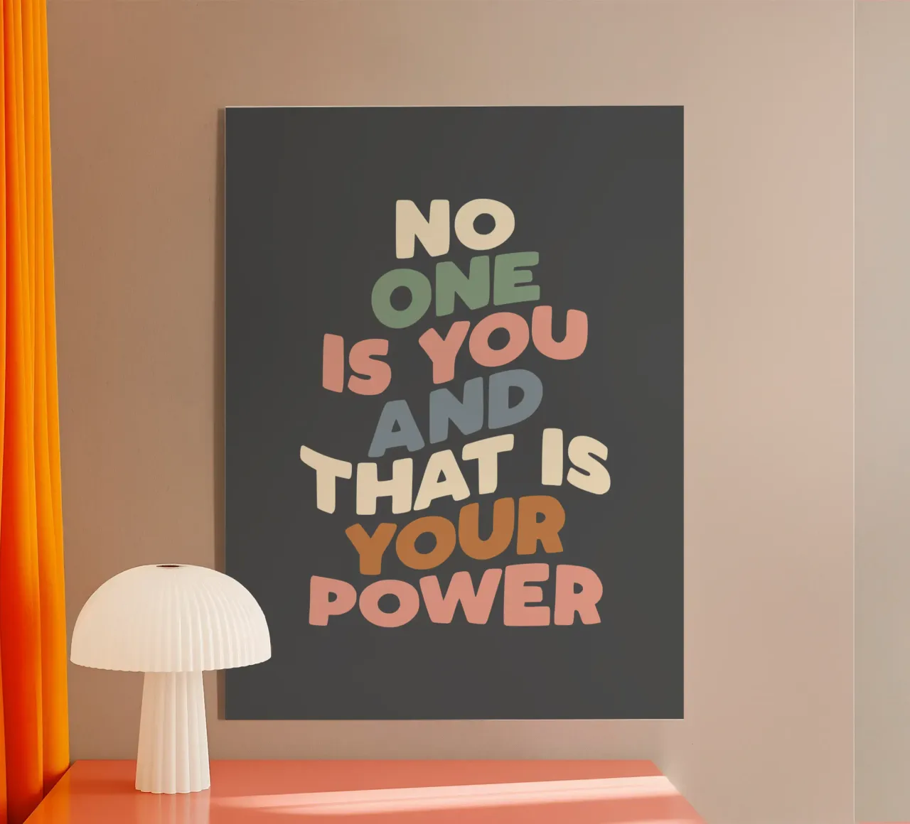Nadie eres tú y ése es tu poder Typografie Design metacrilato de THE MOTIVATED TYPE