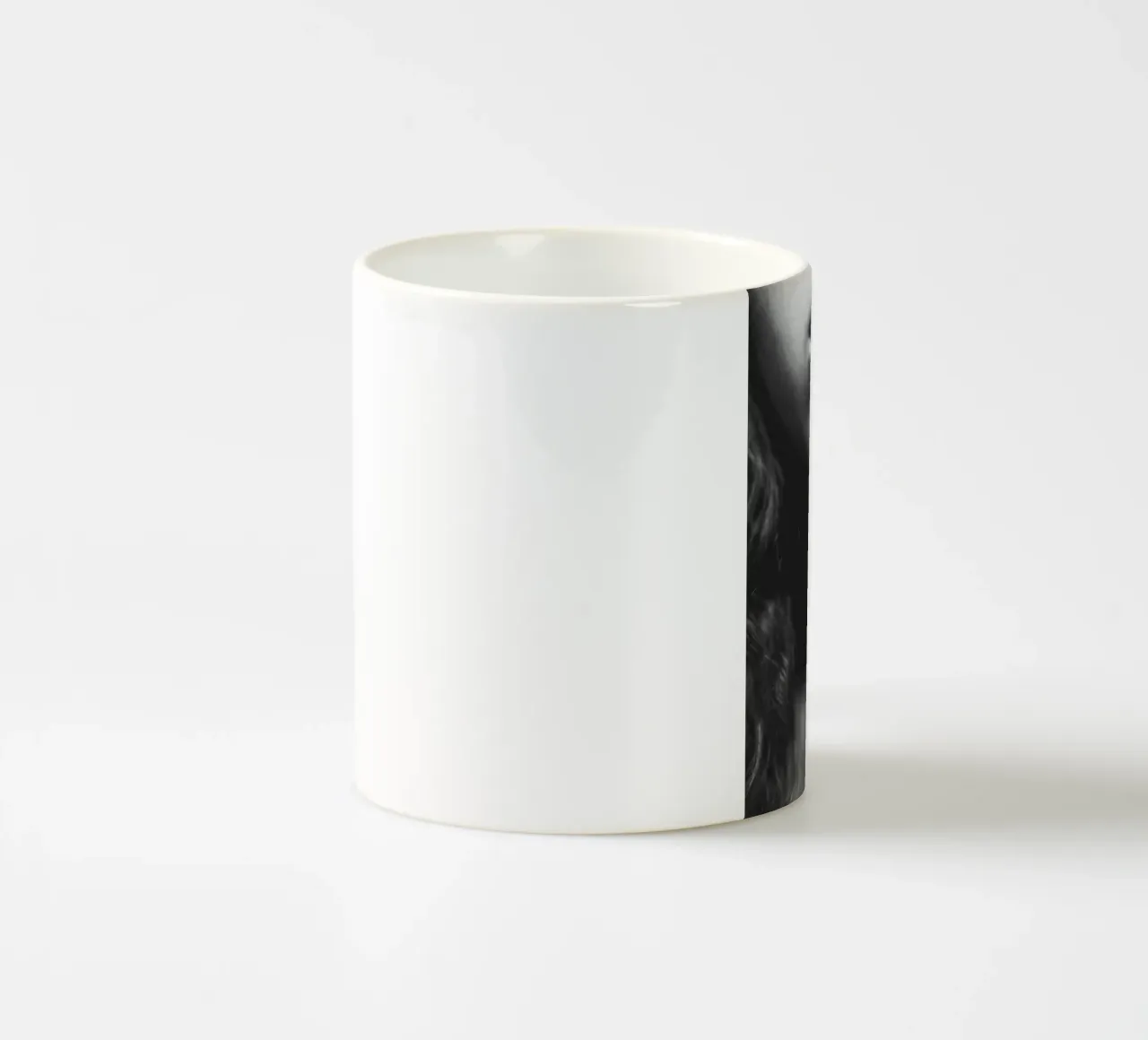 Livin' on the Edge tazza in ceramica da Dagmar Pels