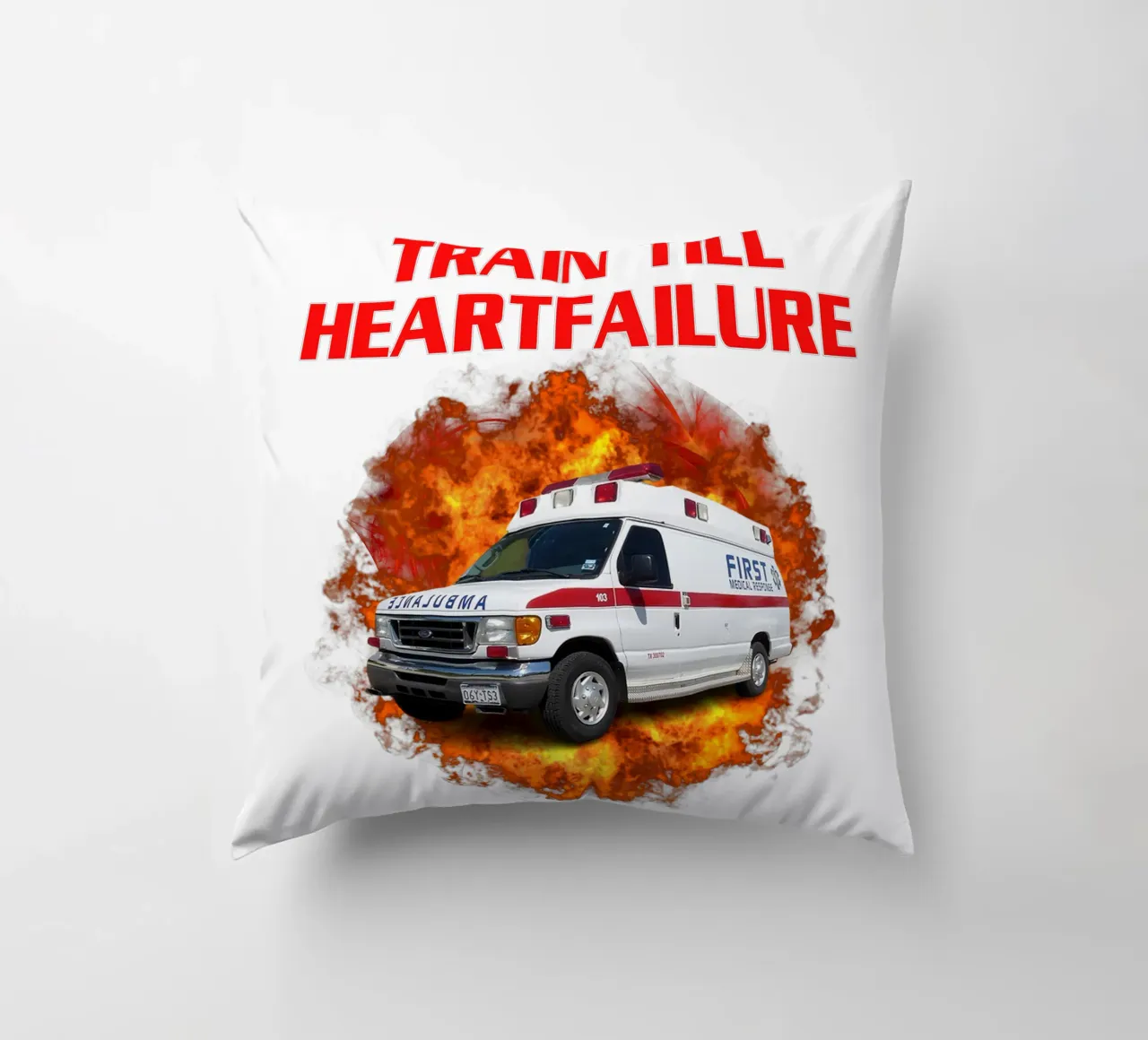 Train Till Heartfailure Humor Funny art design cuscino da kaiyaraiya