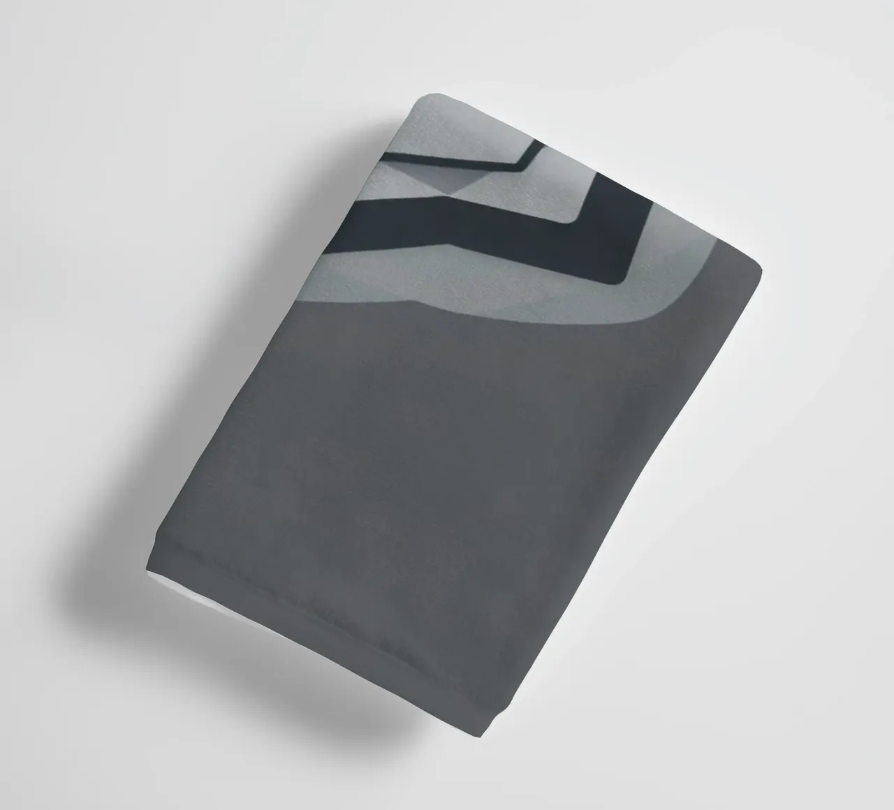 Abstract geometrisch modern logo in grijstinten en wit badhanddoek van DesignDoodle