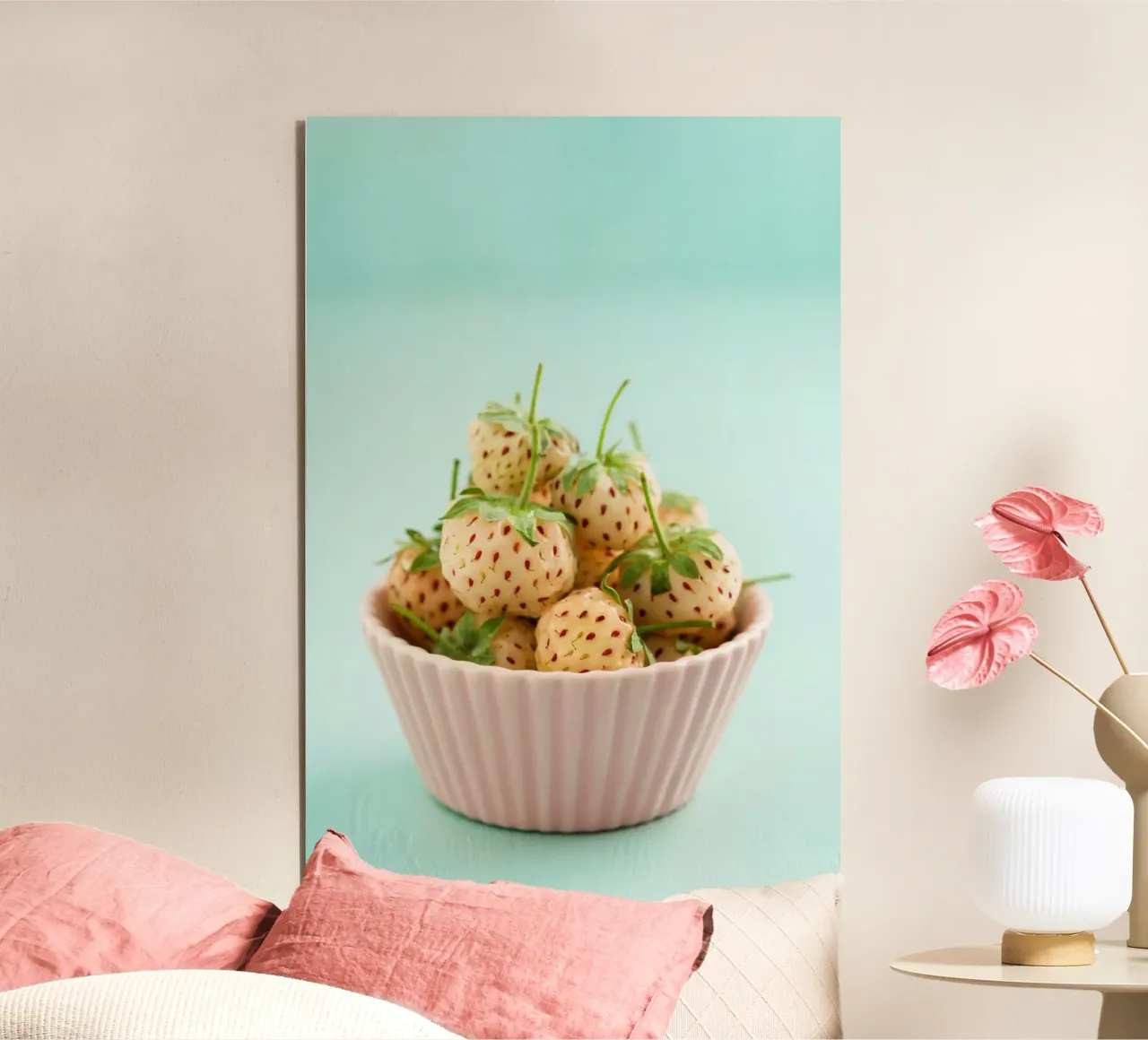 Fragole bianche con buccia rosa alluminio dibond da foodphotolove