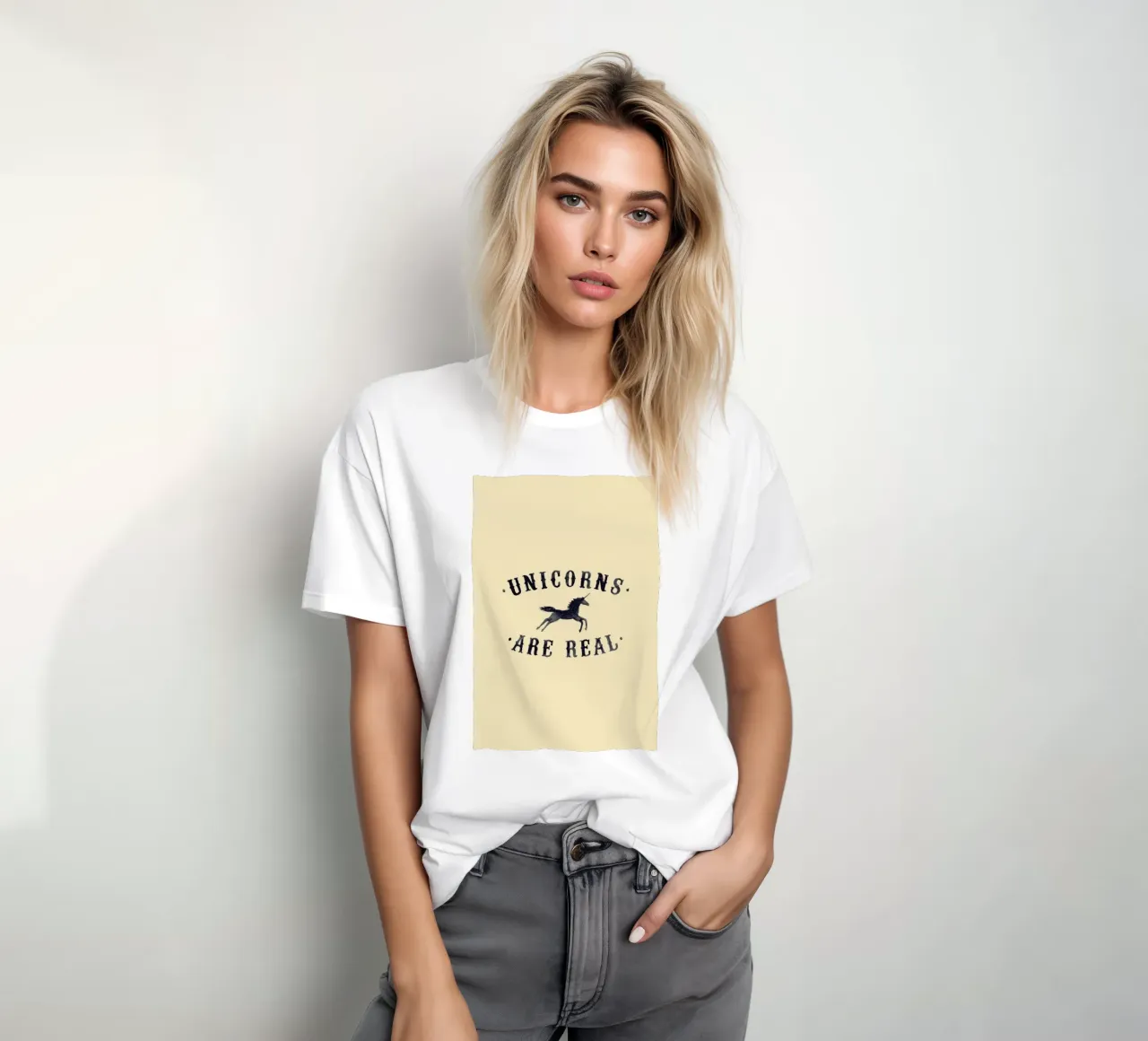 Unicorns Are Real I t-shirt van Florent Bodart