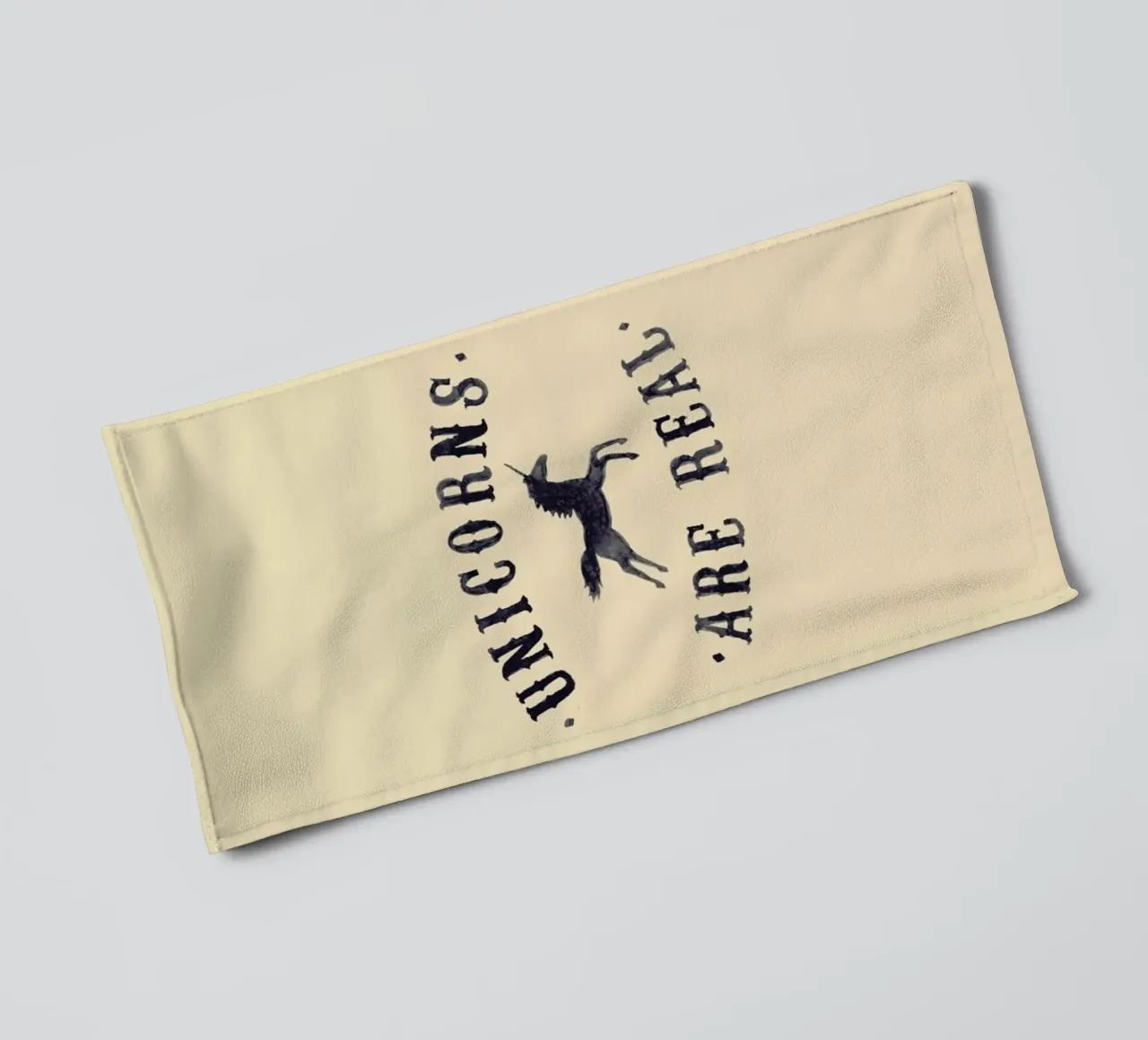 Unicorns Are Real I asciugamano da bagno da Florent Bodart