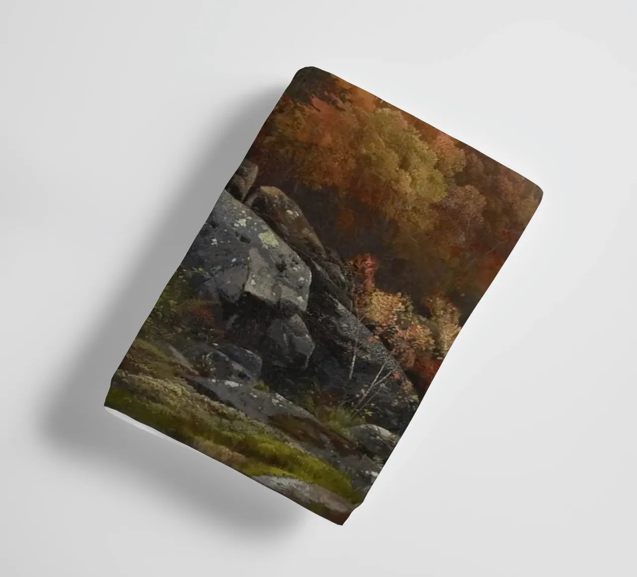 Valley Landscape in Autumn asciugamano da bagno da apoloprints