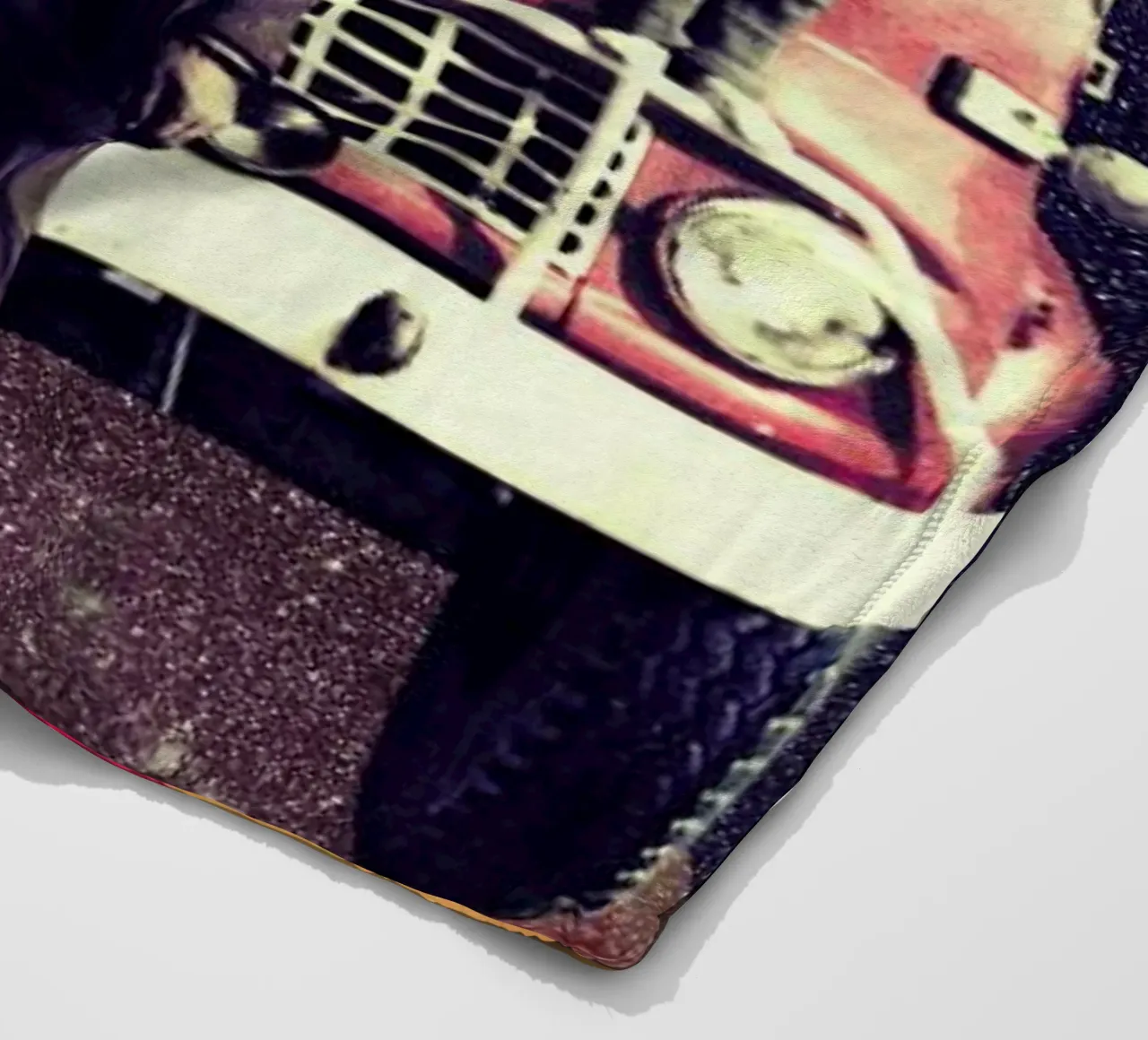 El Camion coperta in pile da Ali Gulec