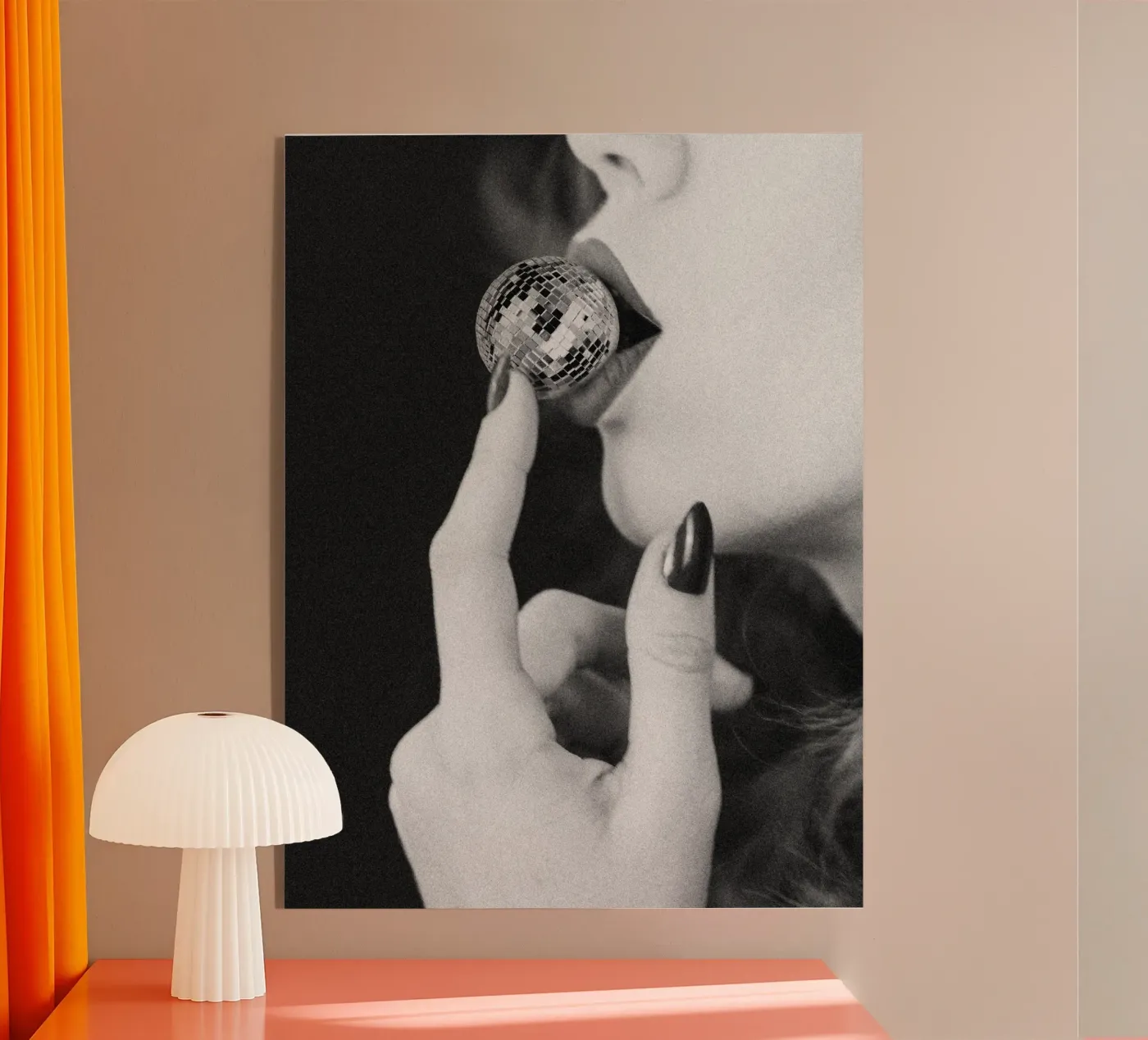 Eat Me Disco Lips plexiglass da Dagmar Pels