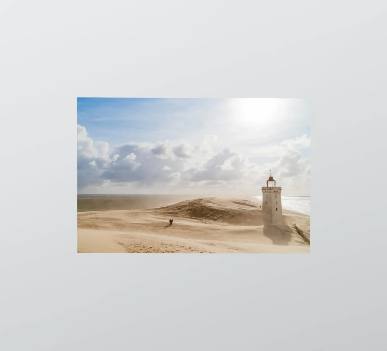 Phare de Rubjerg Knude dans une tempête de sable autocollant de foodphotolove
