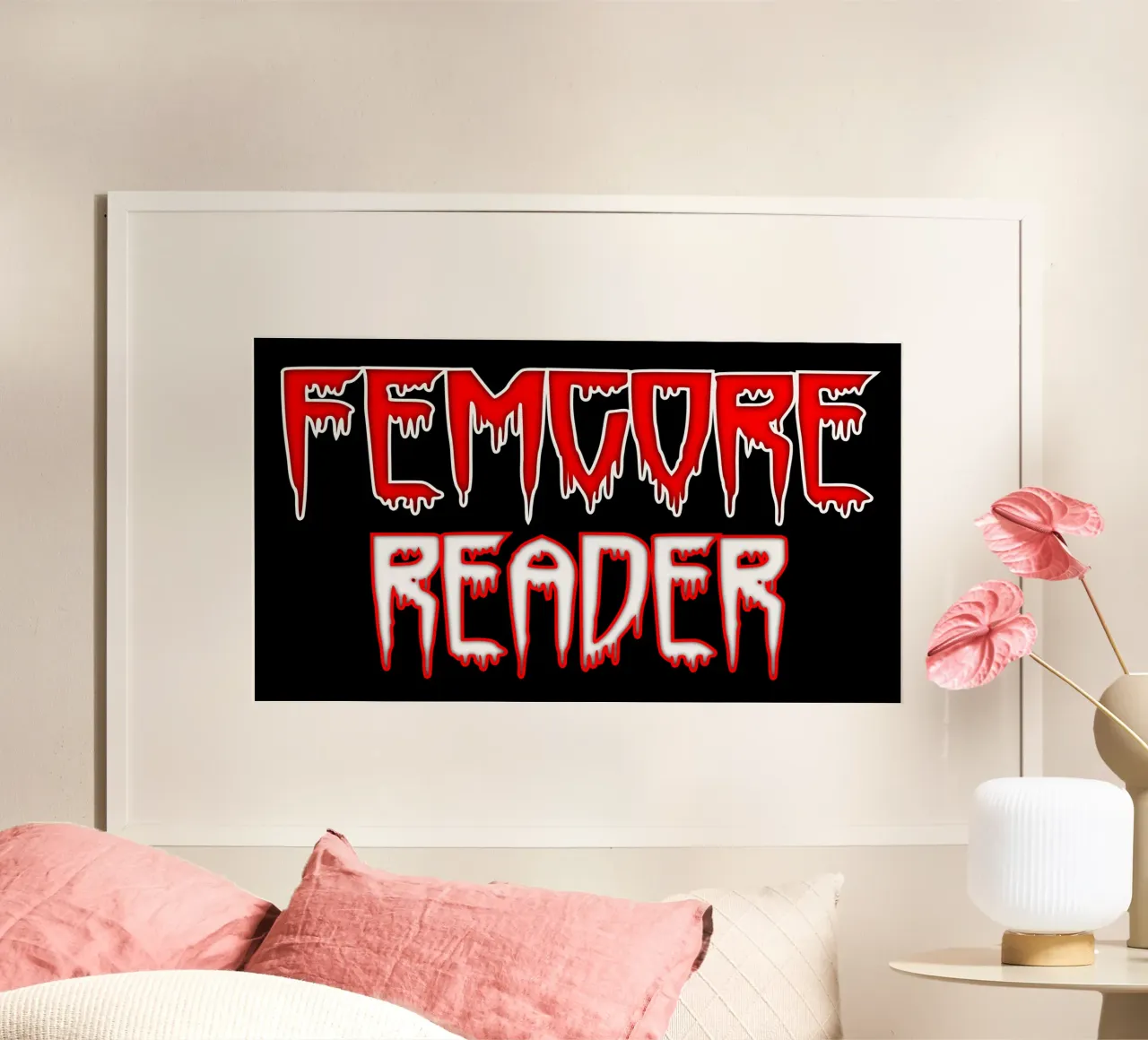 Lettore di libri horror Femgore poster con telaio in legno da sillyindustries