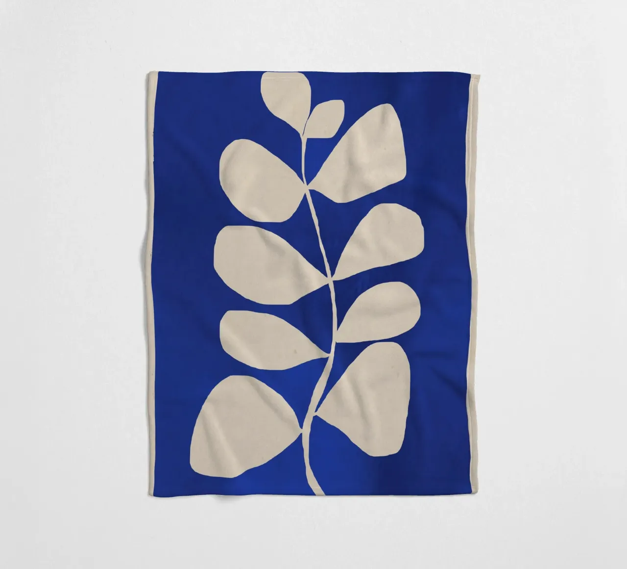Minimal astratto -Pianta 3-2 Blu cobalto coperta in pile da ThingDesign
