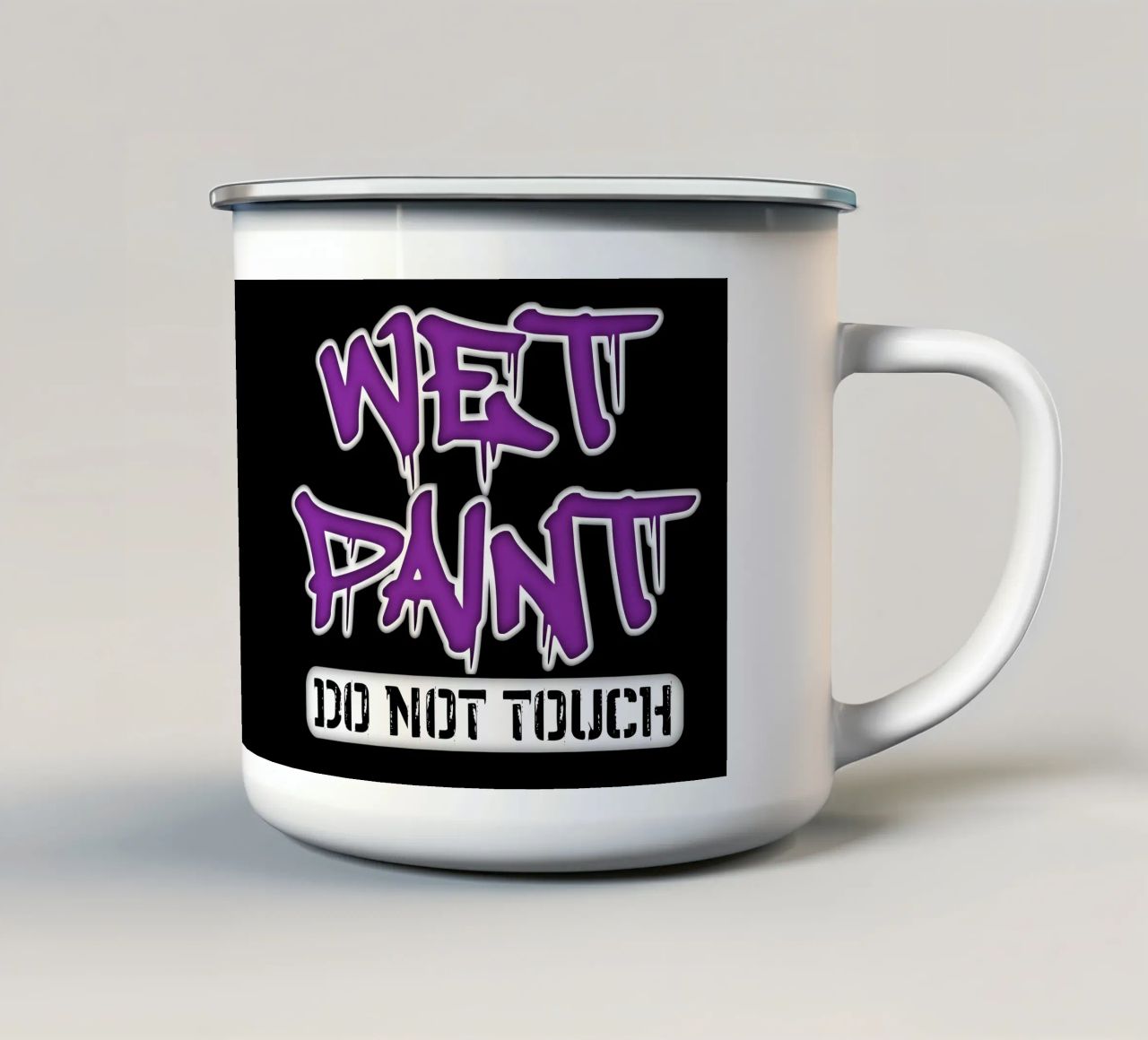 Vernice bagnata Non toccare tazza in smalto da sillyindustries