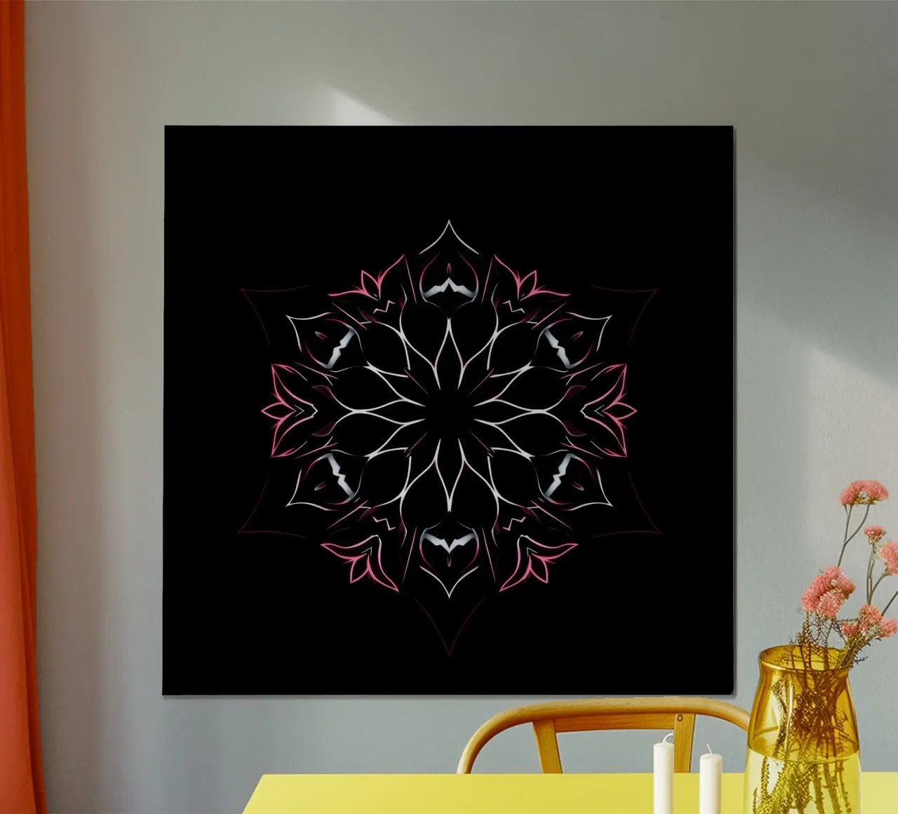 Intricato disegno floreale mandala simmetrico poster con telaio in legno da DesignDoodle