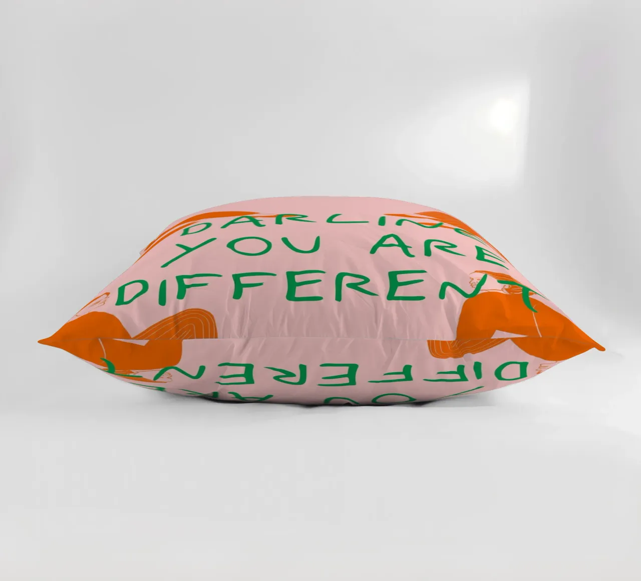 Darling You Are Different cuscino da treechild