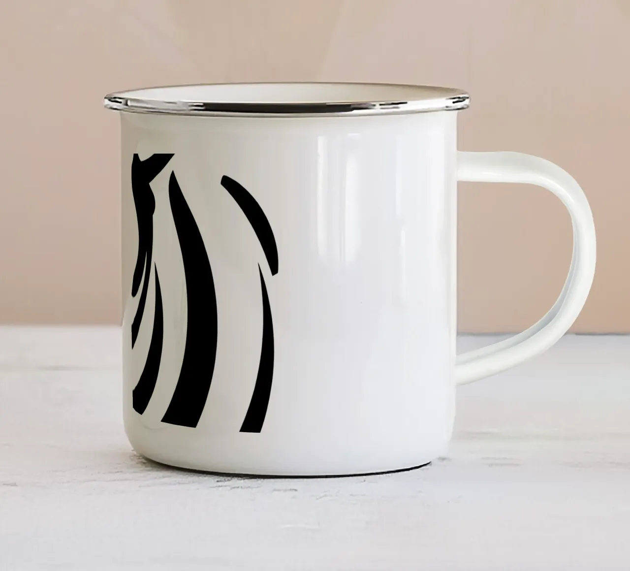 Una leggiadra danzatrice in movimento con linee fluide tazza in smalto da DesignDoodle