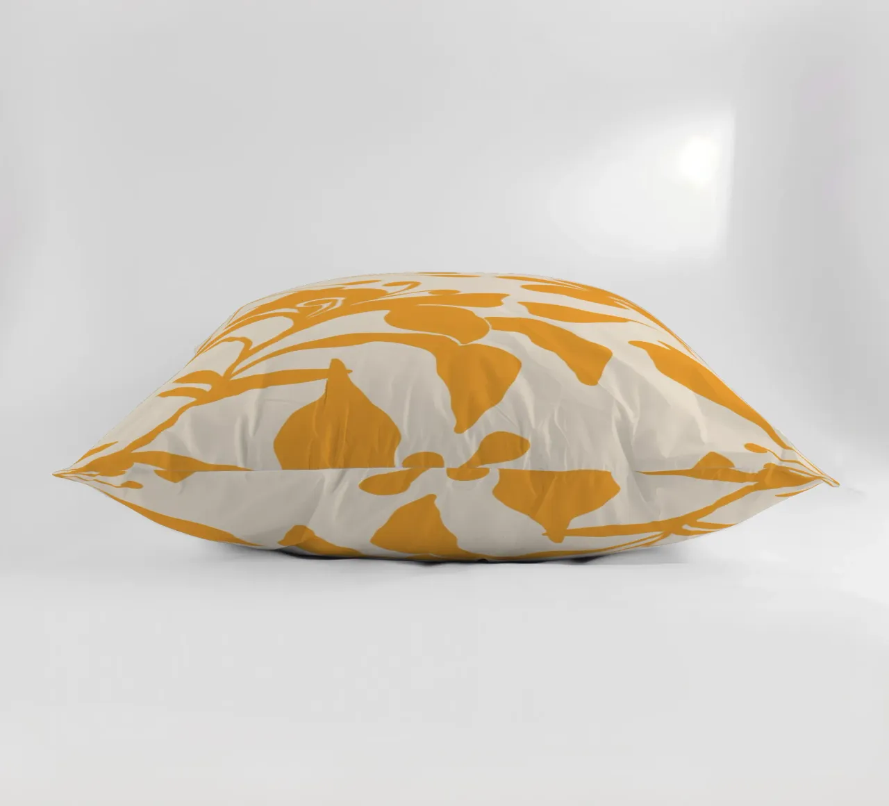 Delicate Line No 2 cuscino da treechild