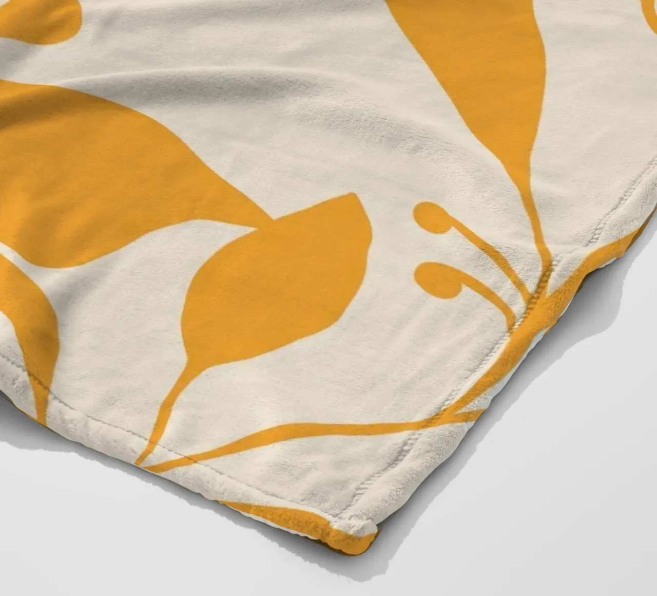 Delicate Line No 2 coperta in pile da treechild