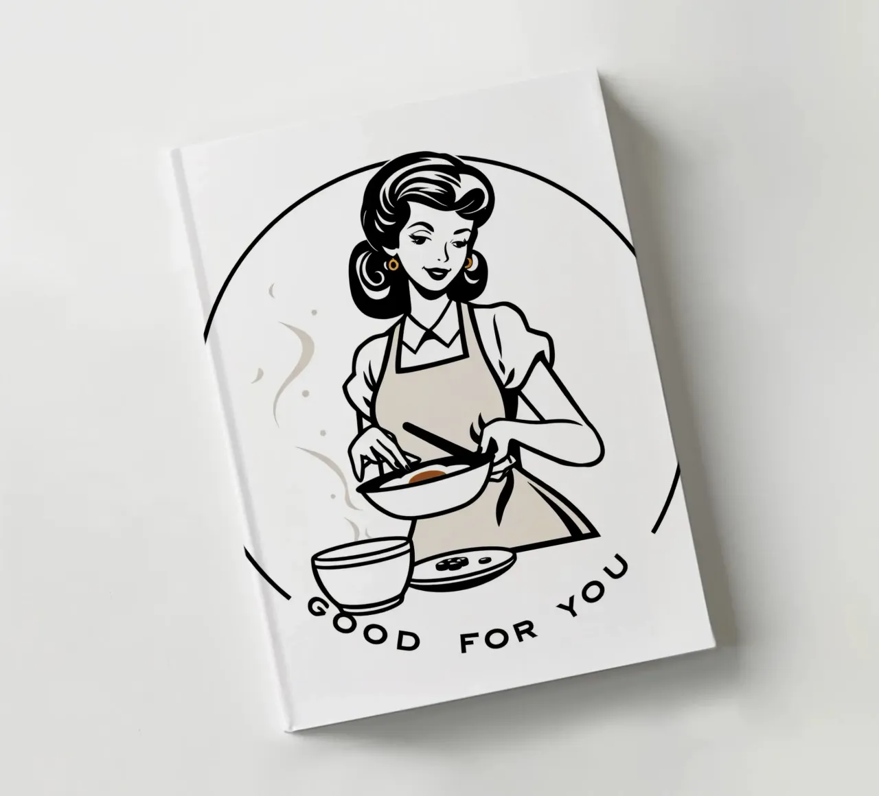 Eine Frau in einer Schürze bereitet lächelnd eine Mahlzeit zu Notizbuch von DesignDoodle