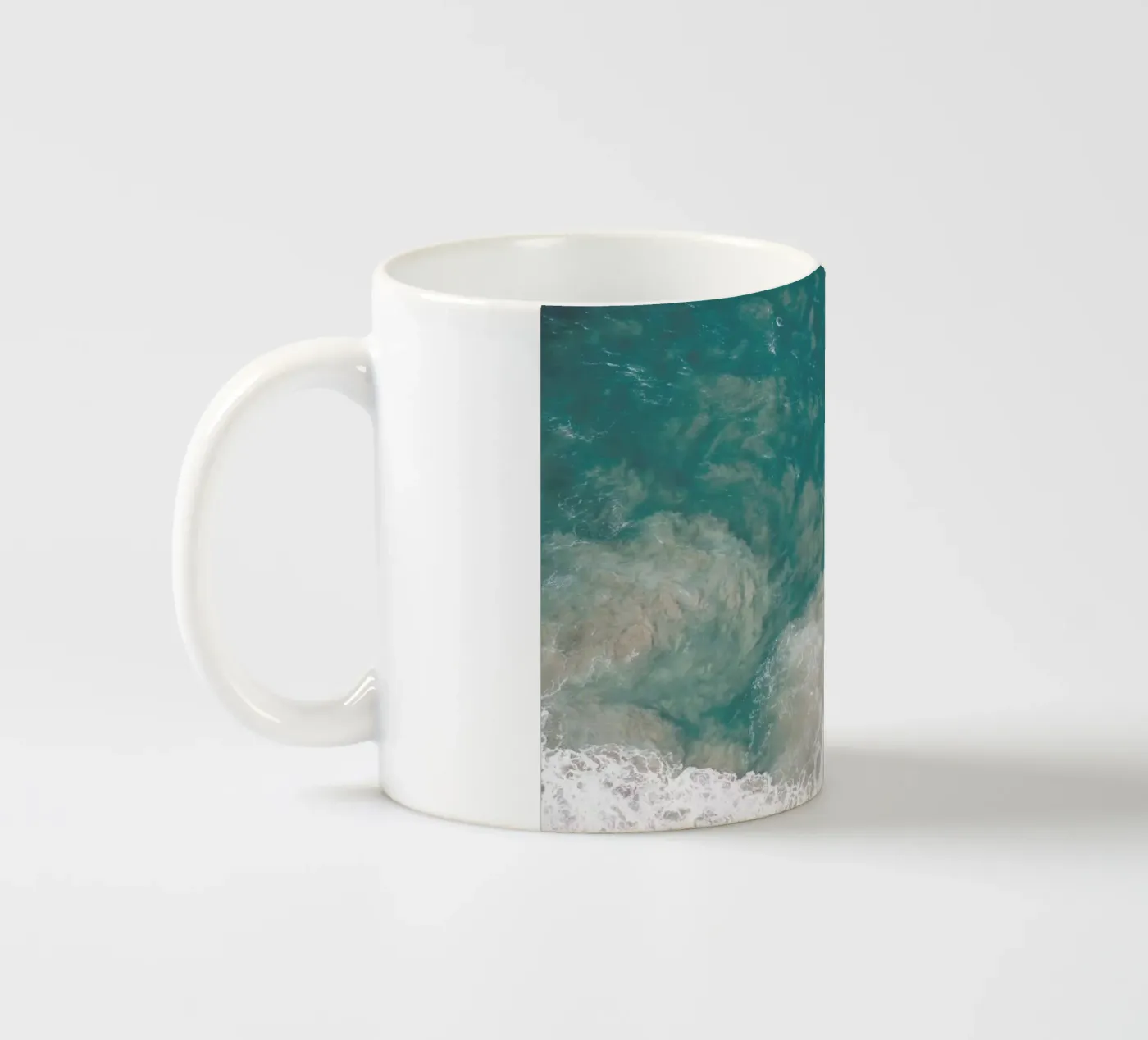 Riptide mug en céramique de Shot By Clint
