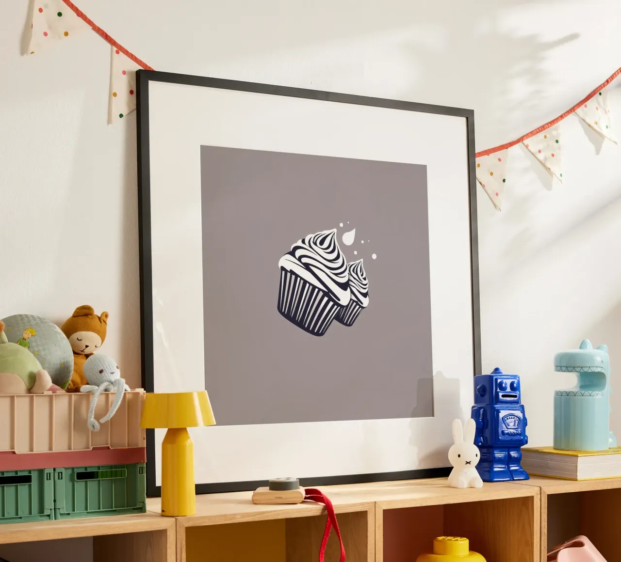 Two elegantly designed cupcakes with swirled frosting hahnemühle by DesignDoodle